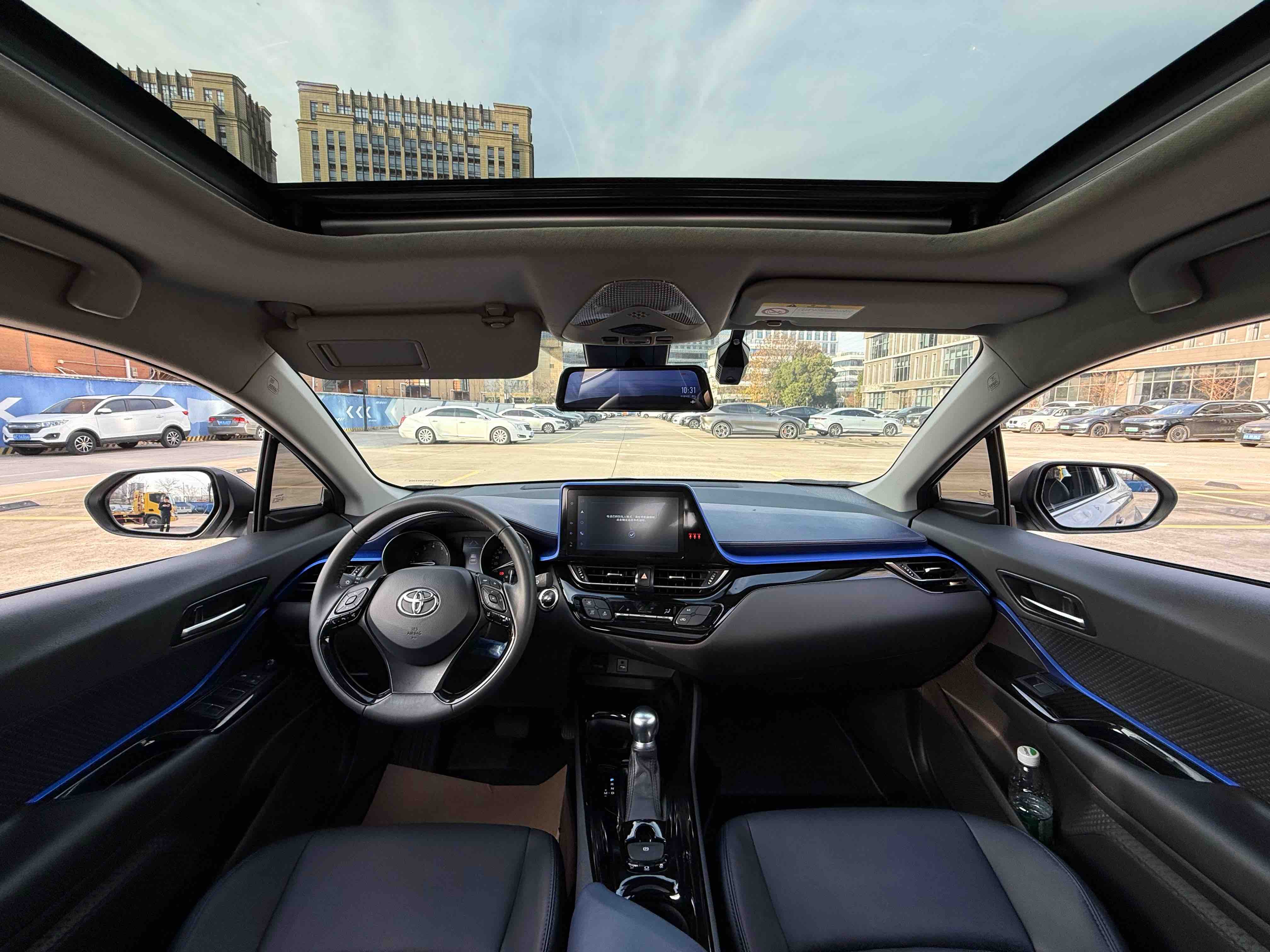 Toyota C-HR 2022 #12 Toyota C-HR 2022 car image #12