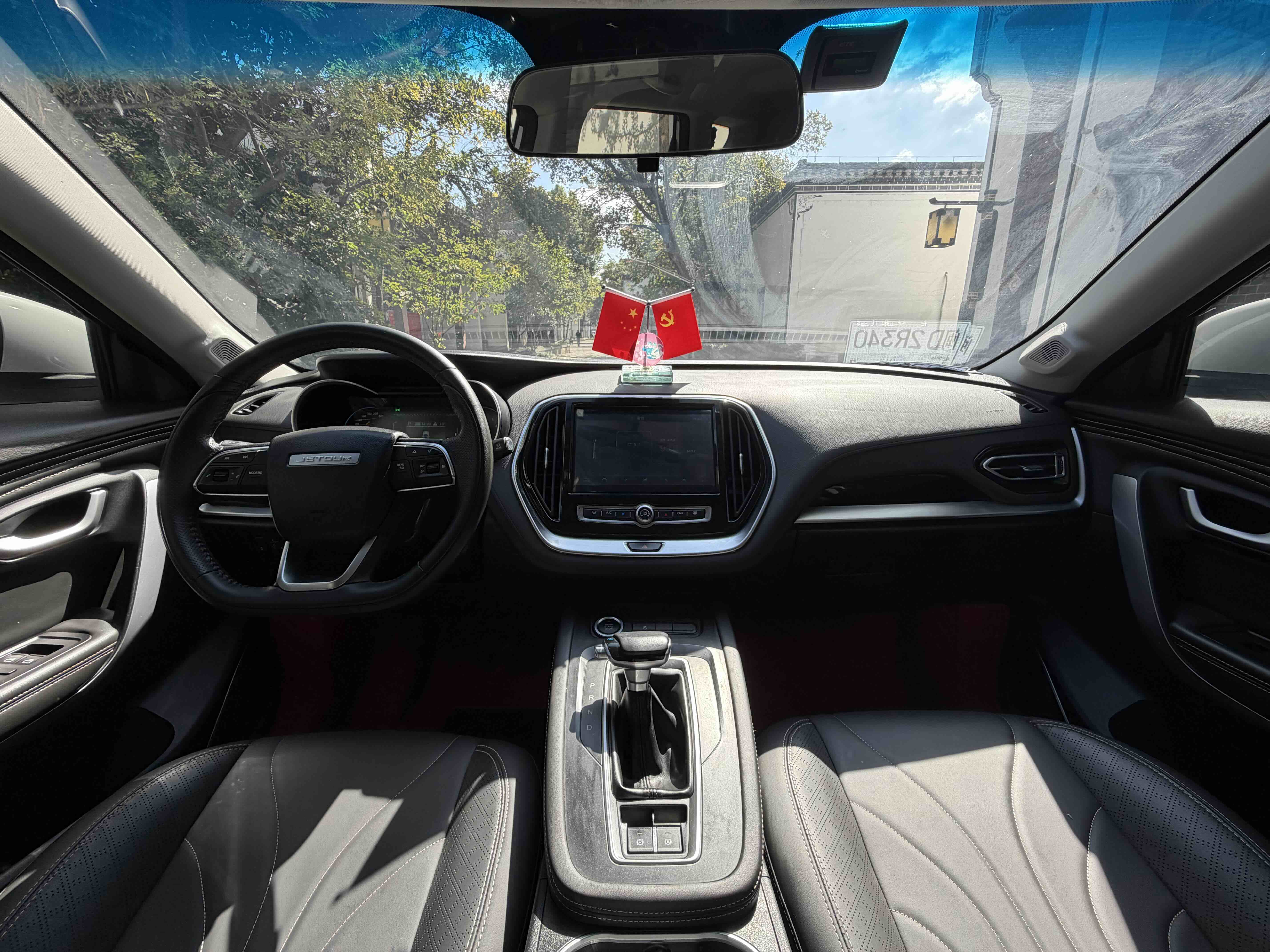 Jetour X70M 2022 #12 Jetour X70M 2022 car image #12