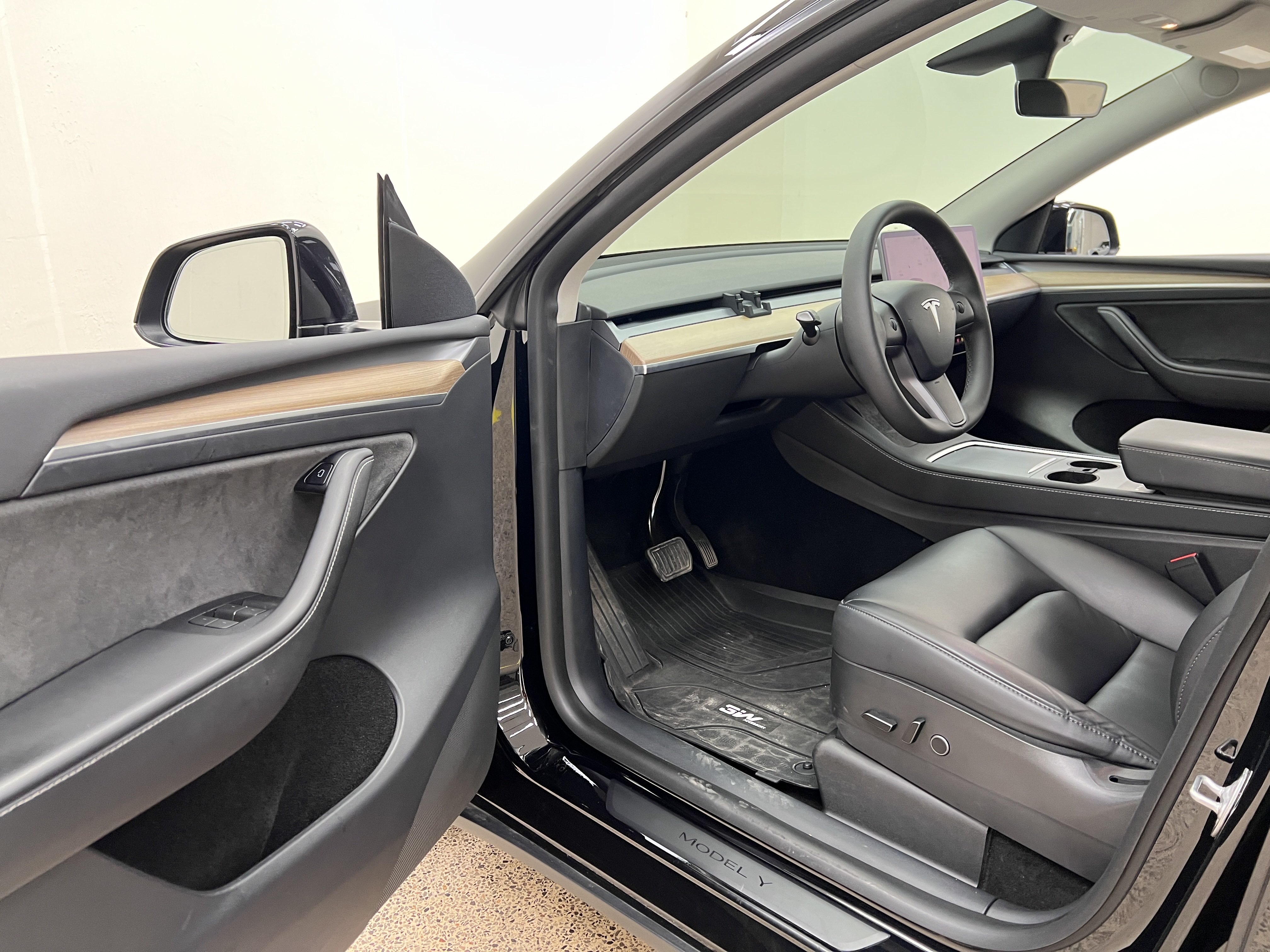 特斯拉 Model Y 2021 汽车图片 #12