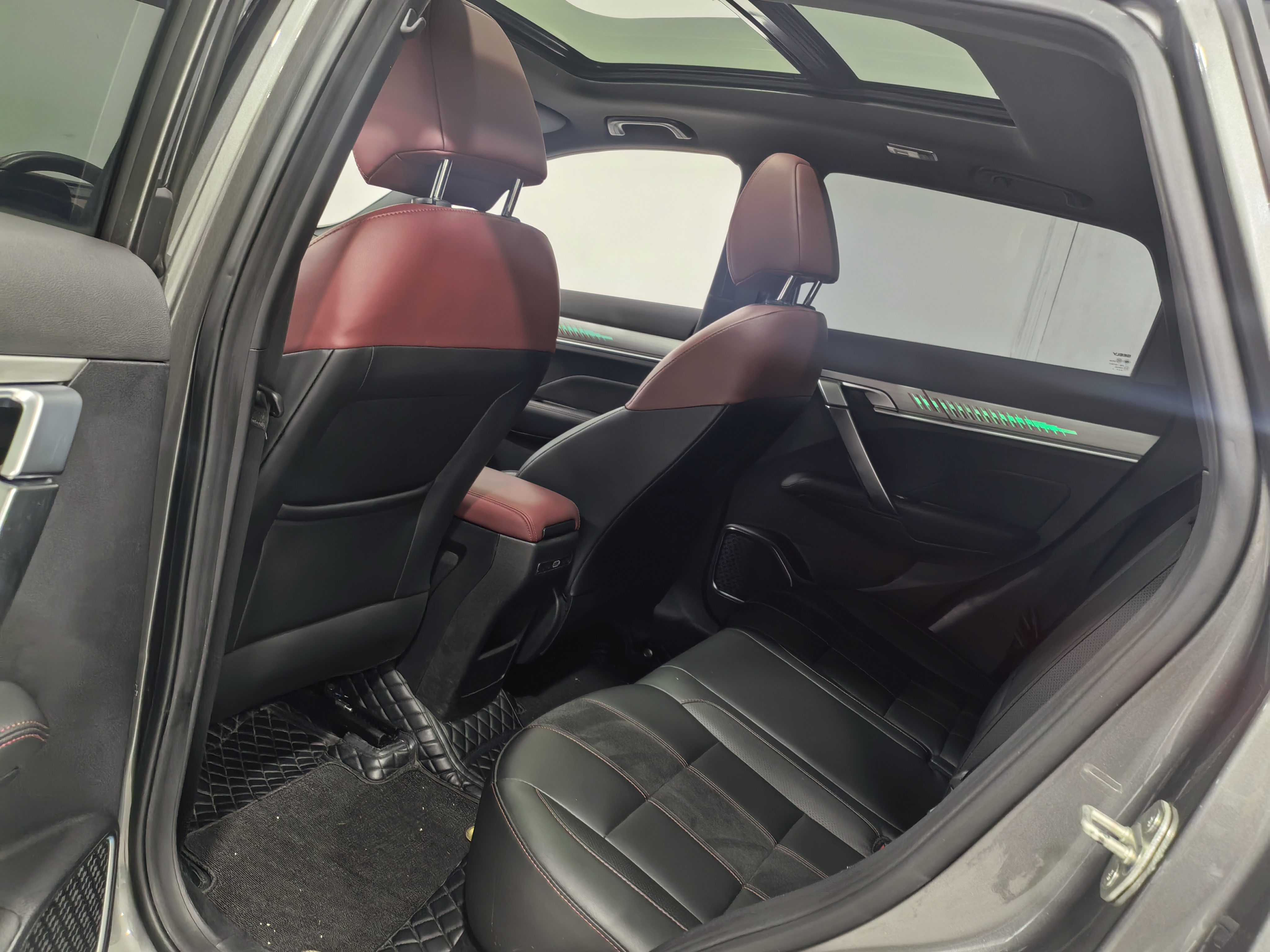 GEELY Coolray 2022 #12 GEELY Coolray 2022 car image #12