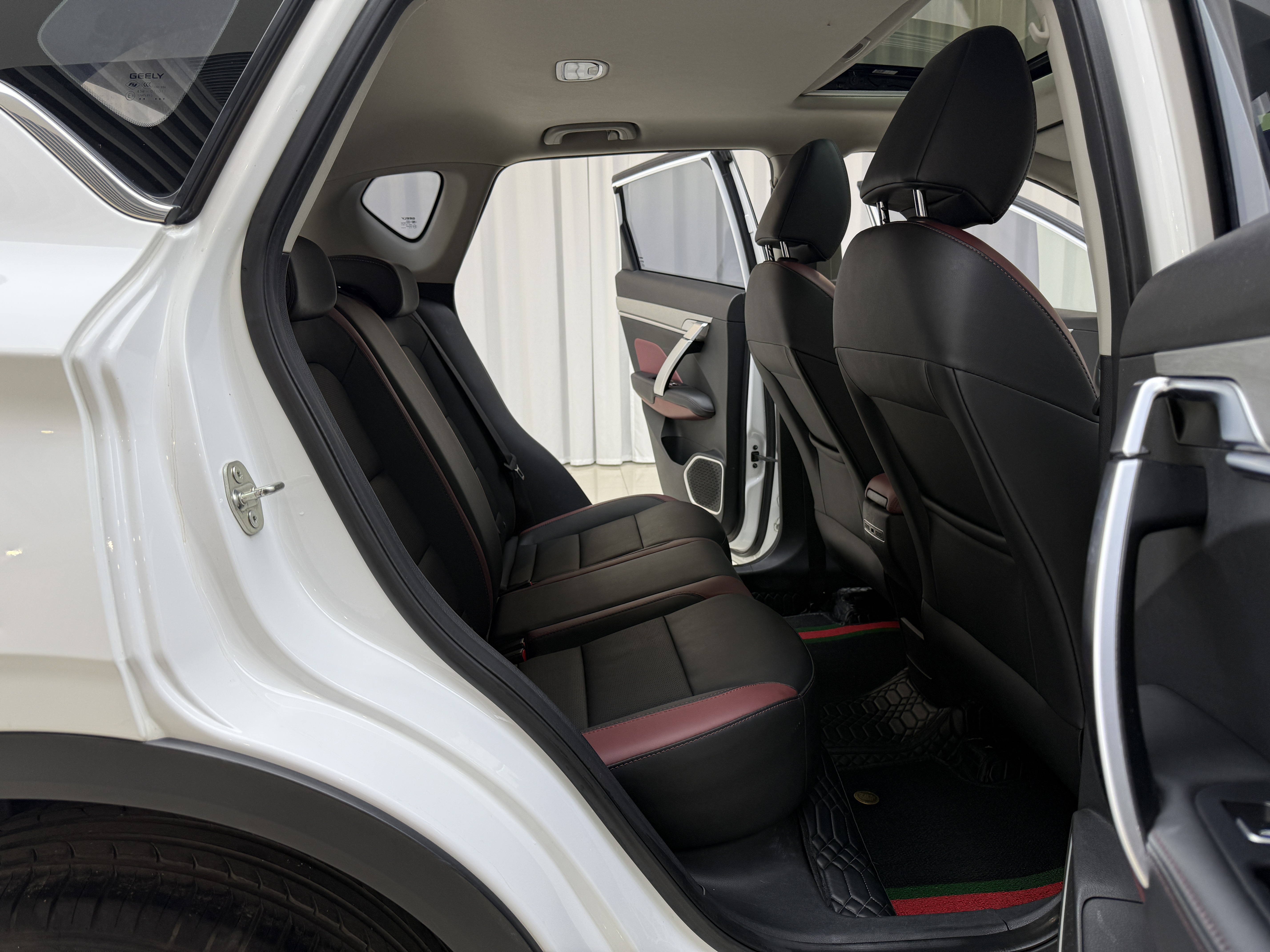 GEELY Coolray 2021 #12 GEELY Coolray 2021 car image #12