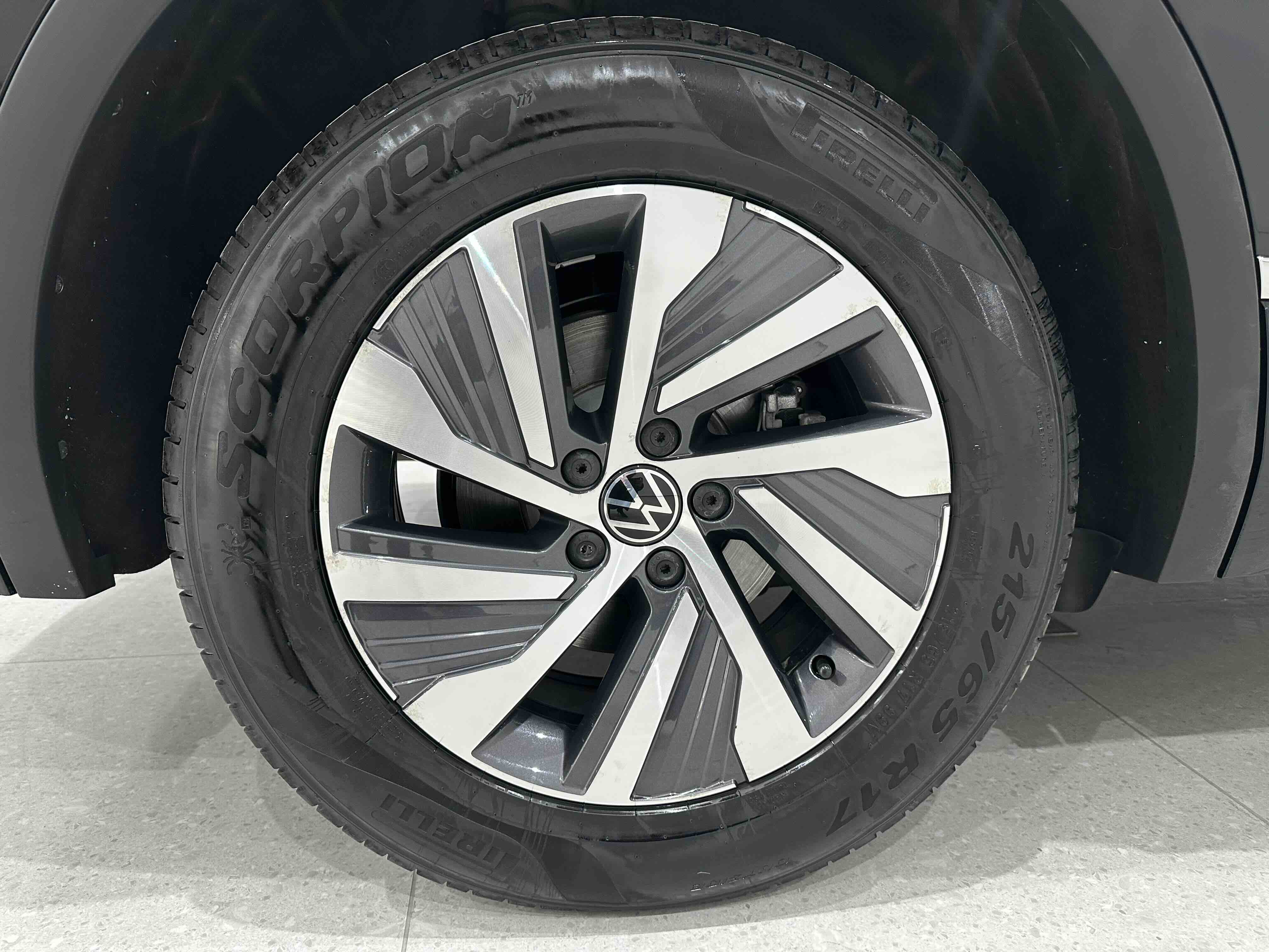 Volkswagen Tiguan L New Energy 2022 изображение автомобиля #12