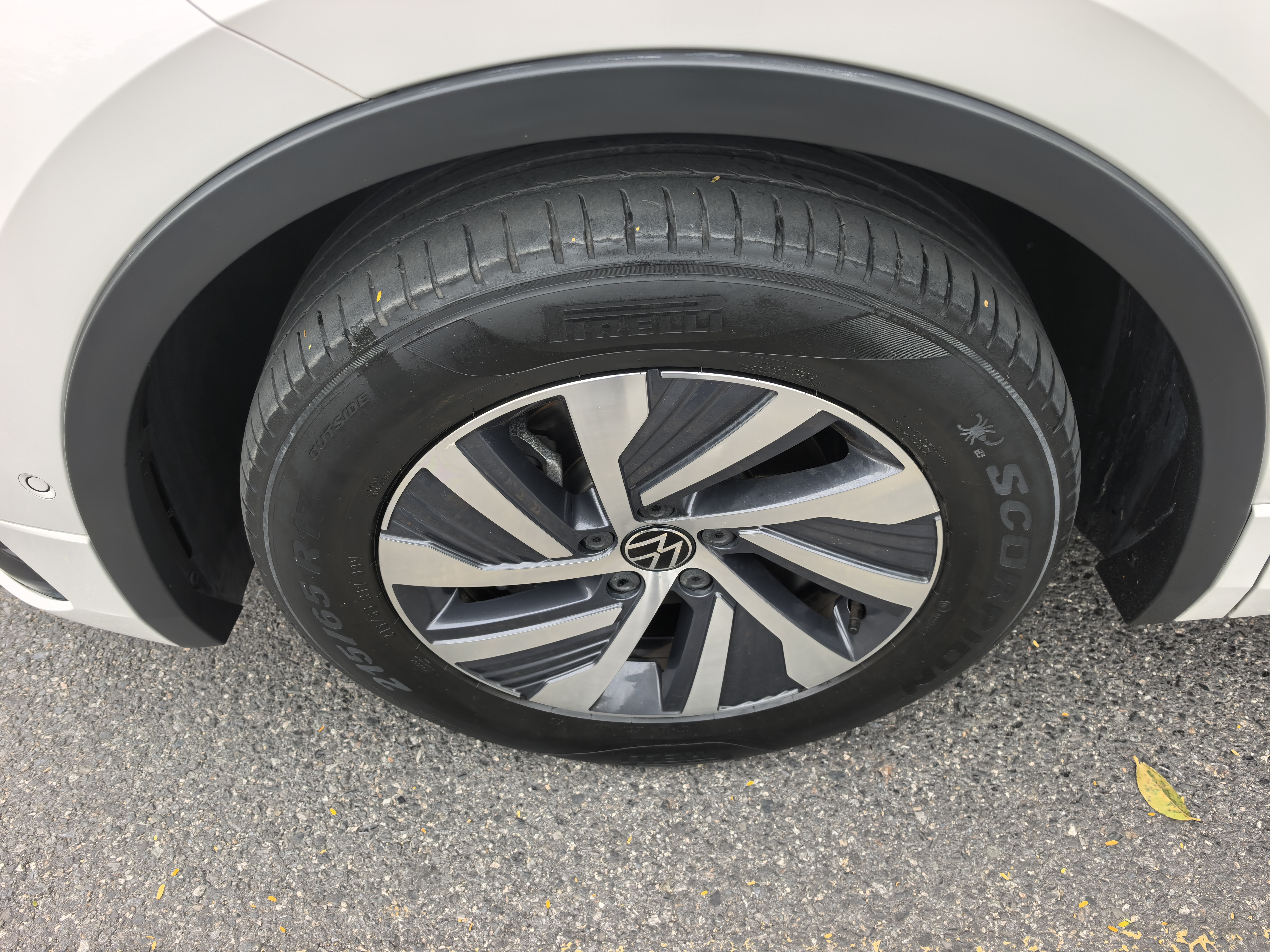 Volkswagen Tiguan L New Energy 2022 صورة سيارة #12