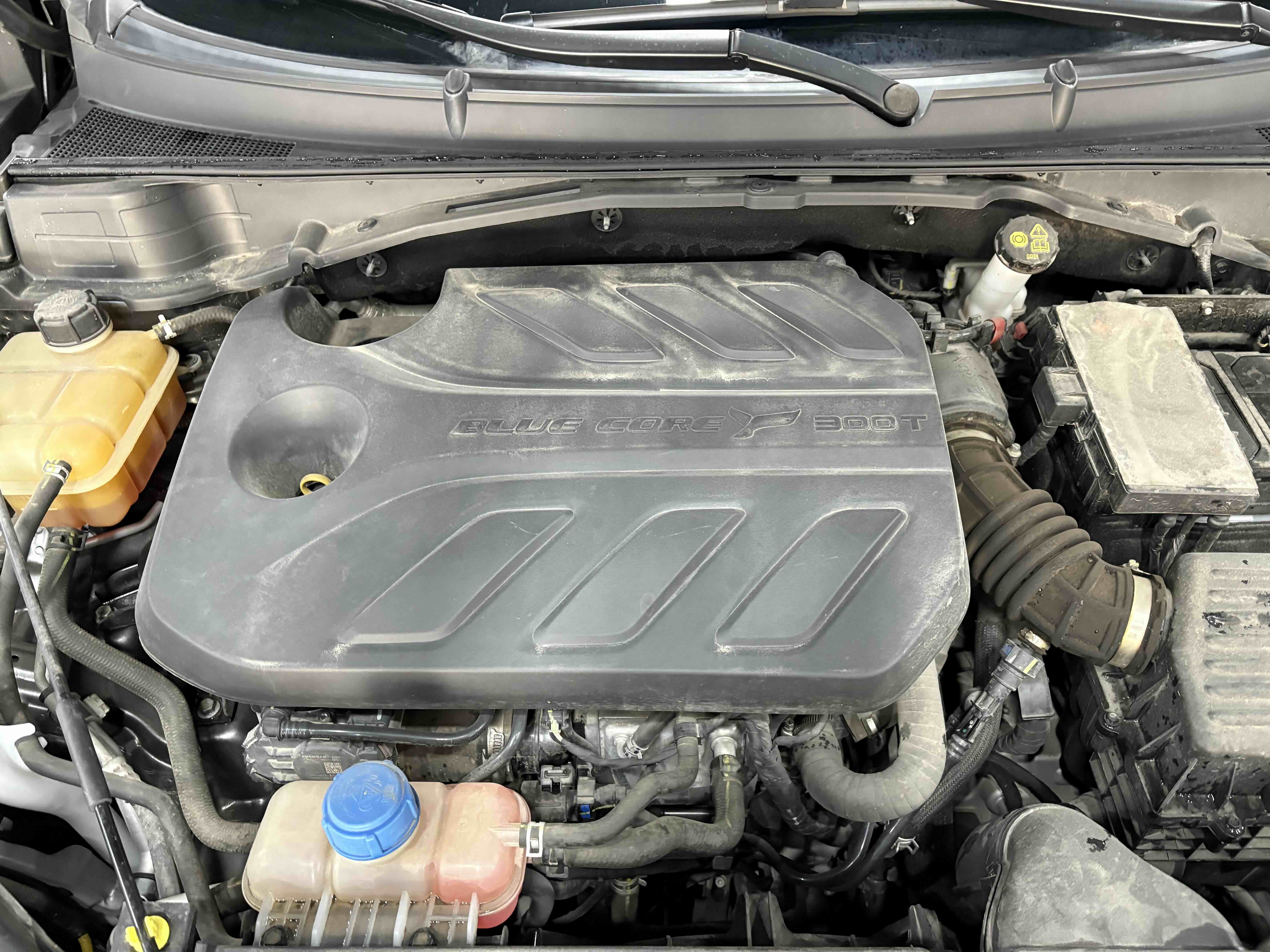 Changan UNI-T 2022 car image #12