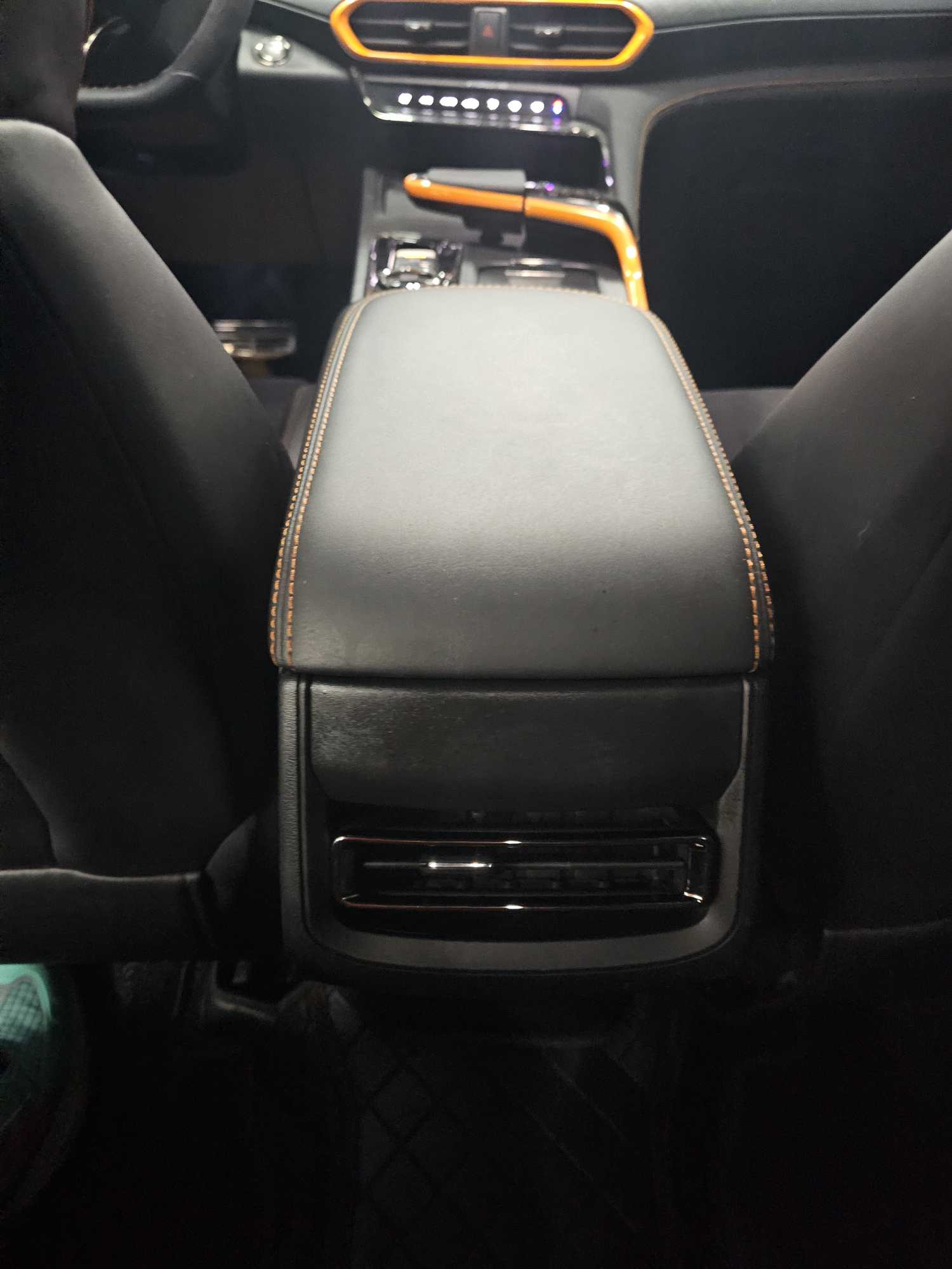 Changan UNI-T 2022 car image #12