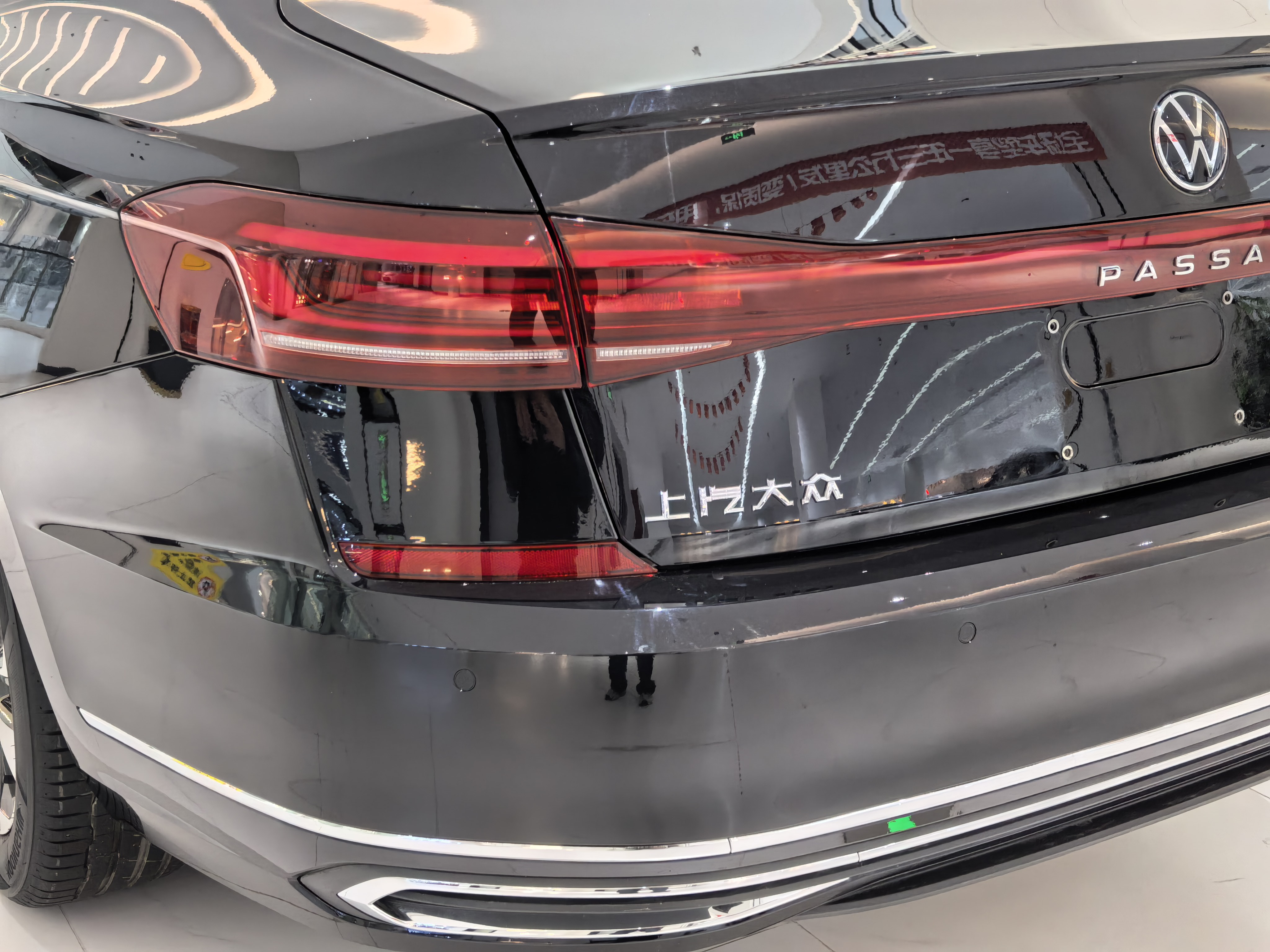 Volkswagen Passat 2021 car image #12