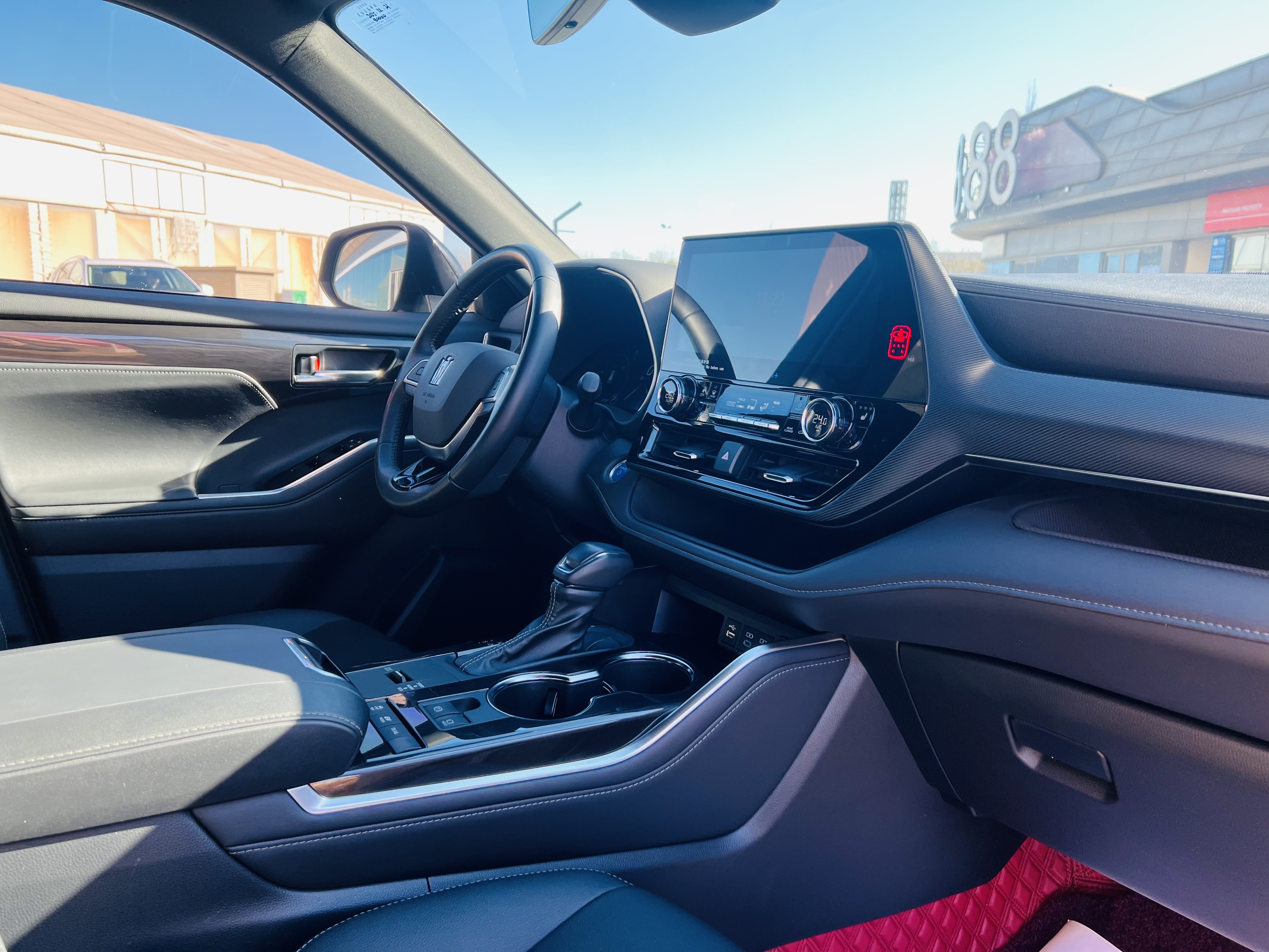 Toyota Crown Kluger 2021 car image #12