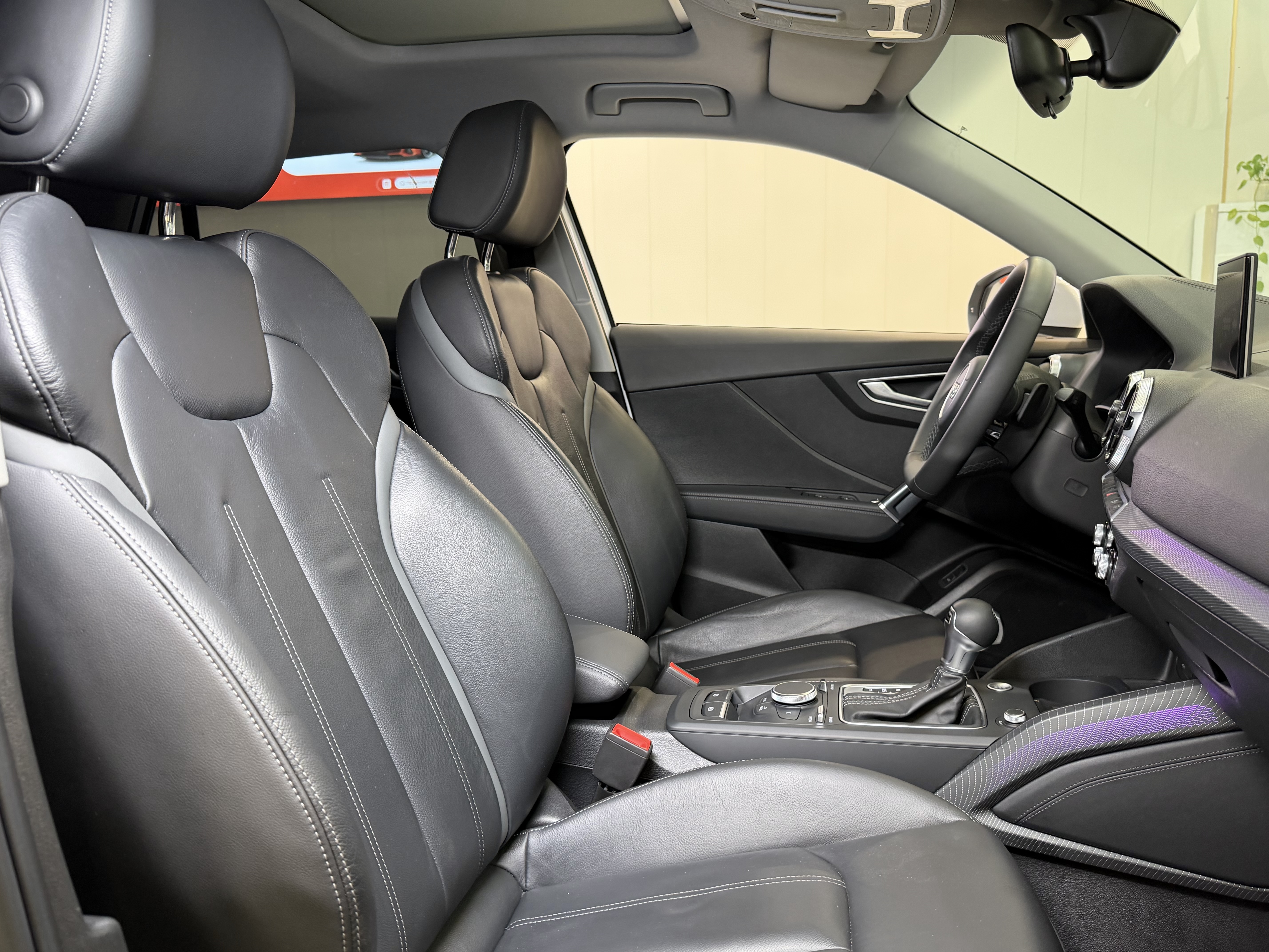 Q2L 2022 car image #12