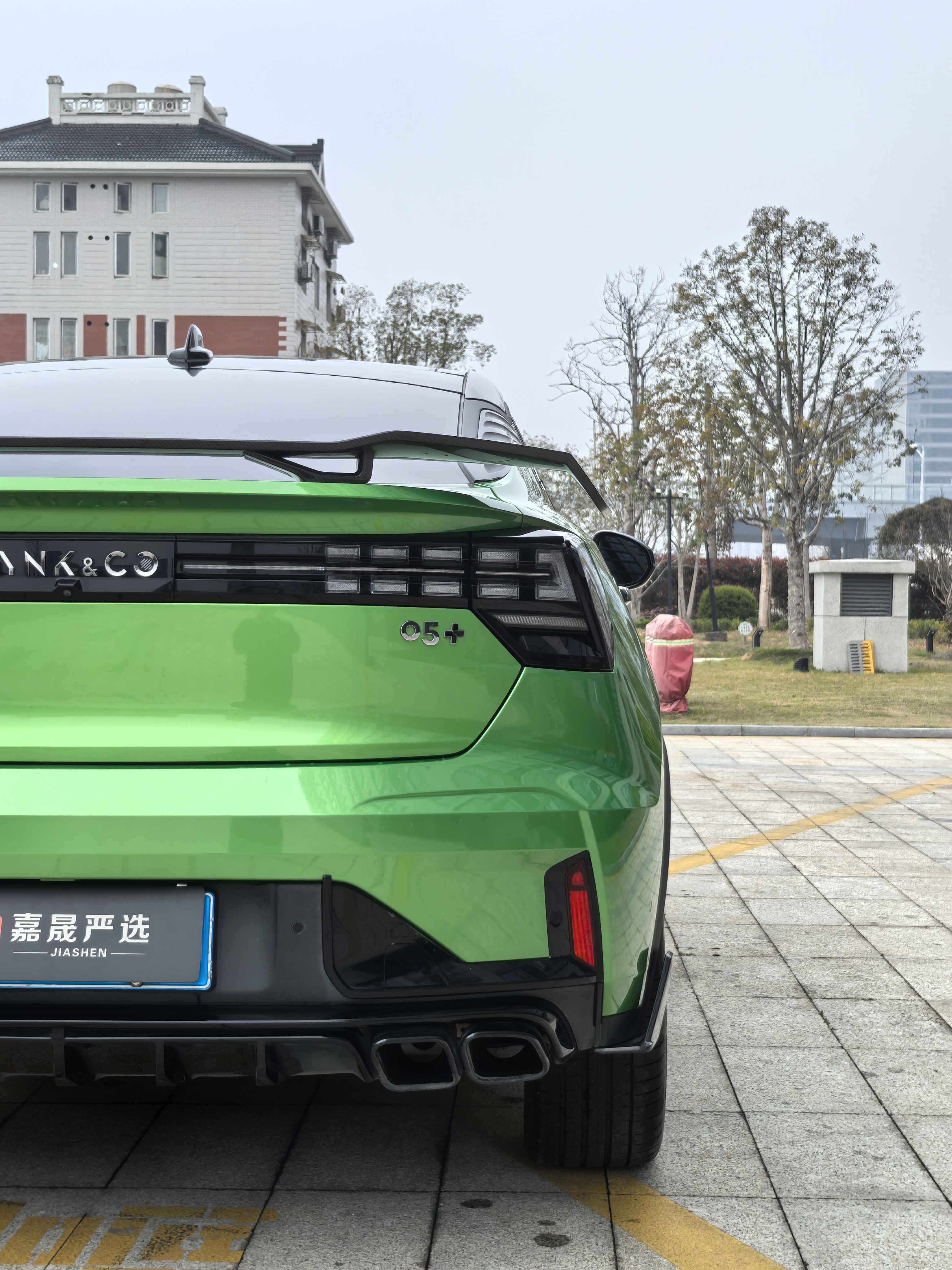 Lynk & Co 05 2022 car image #12