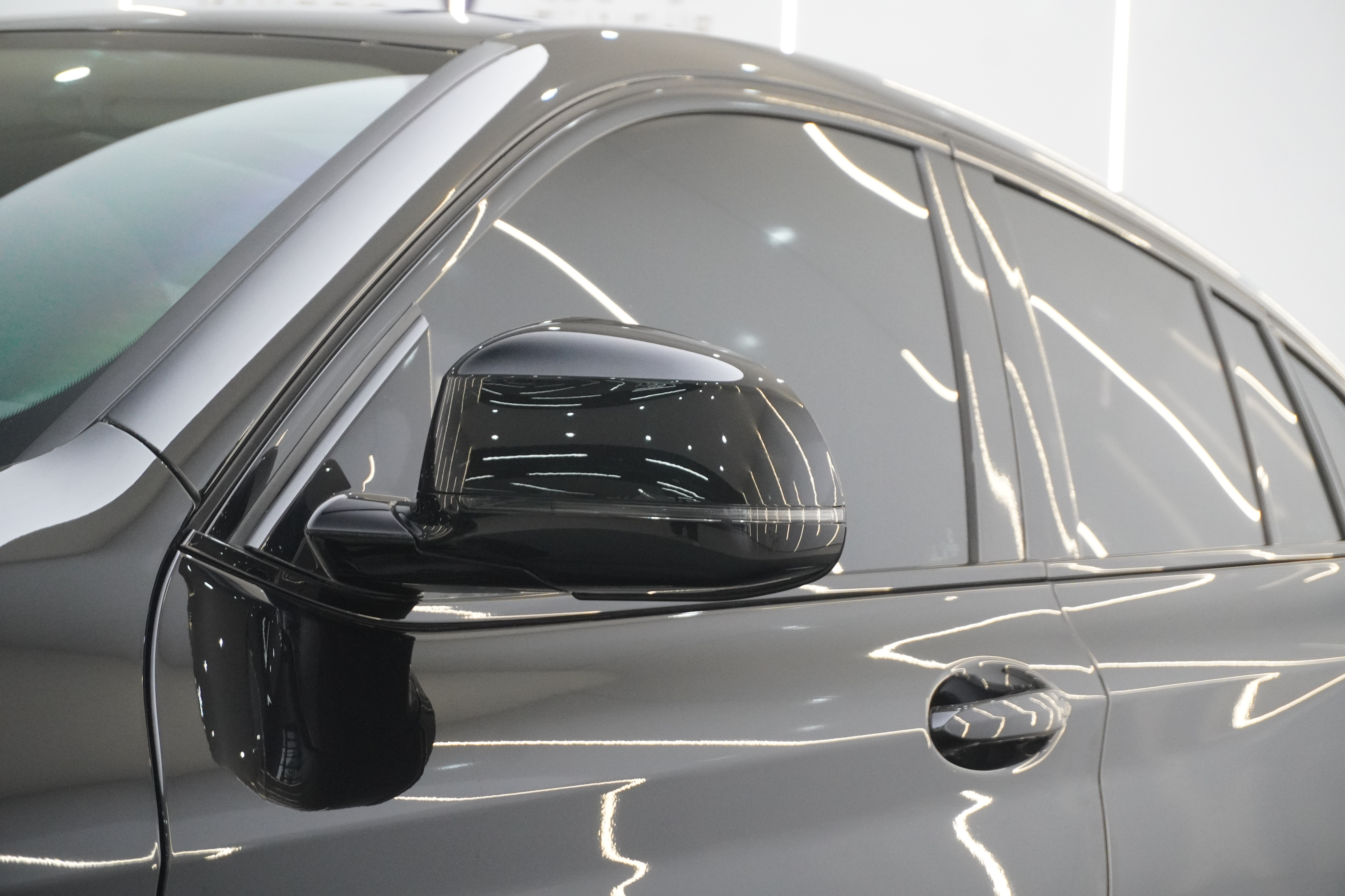 BMW X4 2023 immagine di auto #12