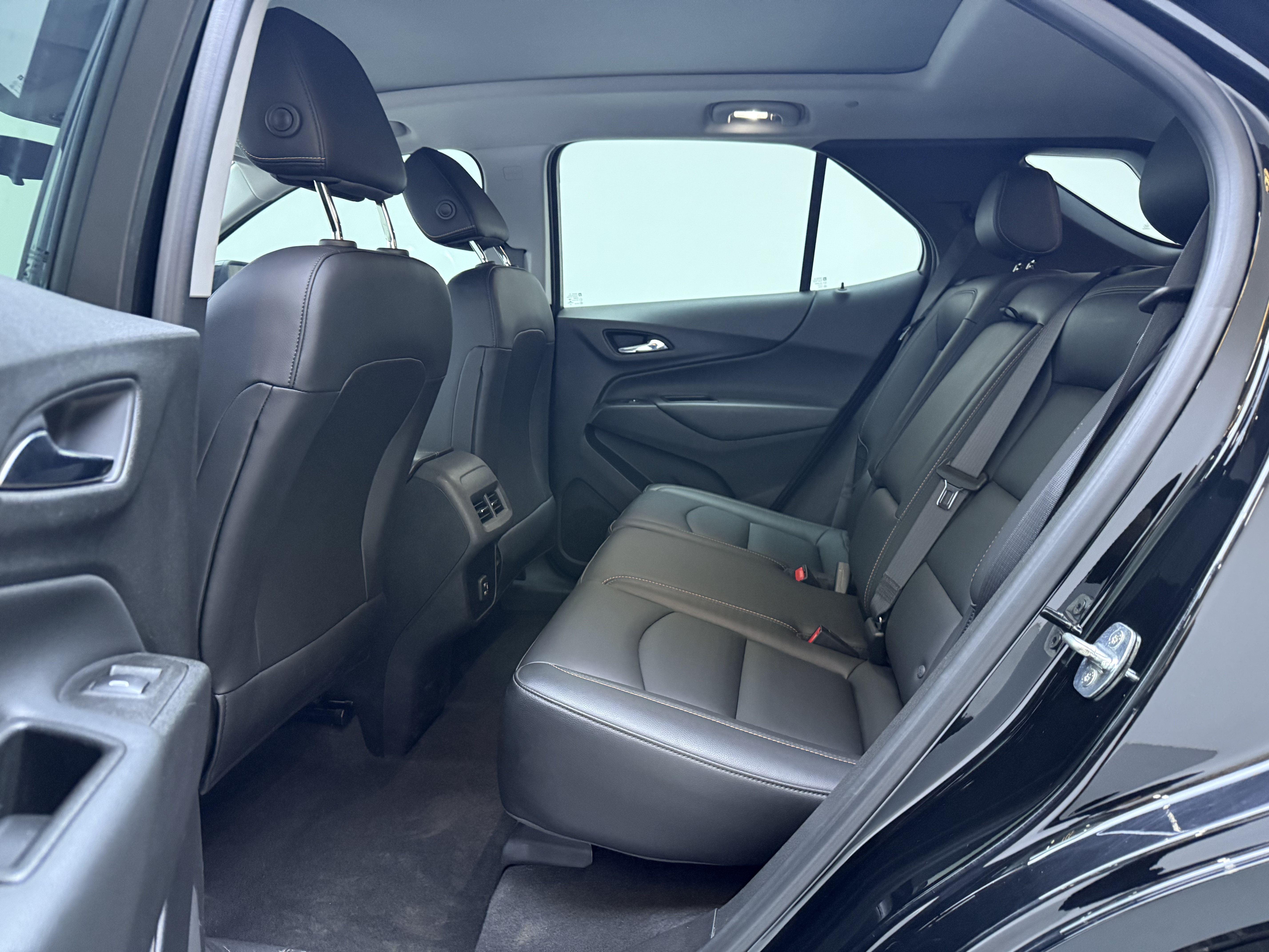 Chevrolet Equinox 2022 #12 Chevrolet Equinox 2022 car image #12