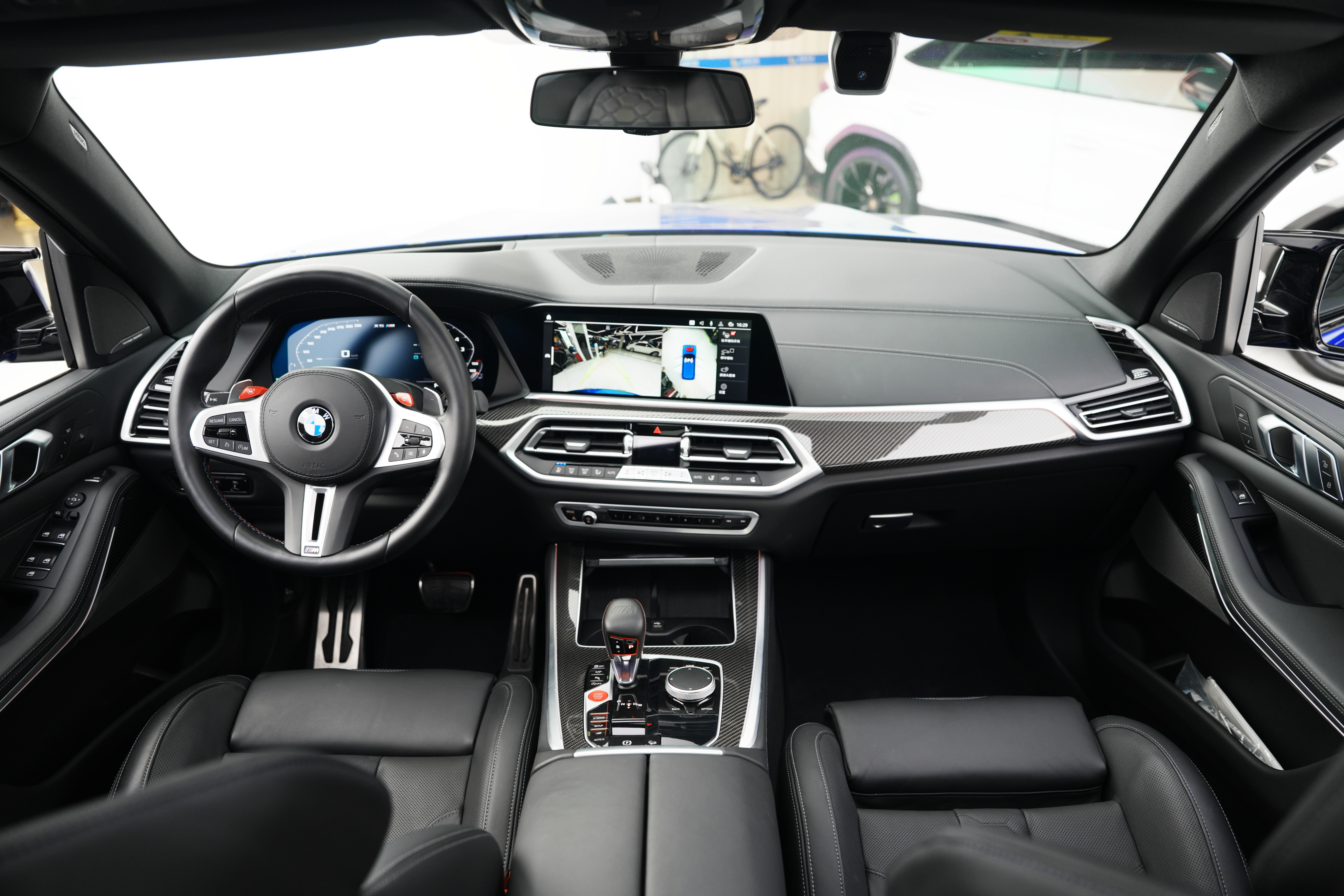 BMW X5 M 2023 immagine di auto #12