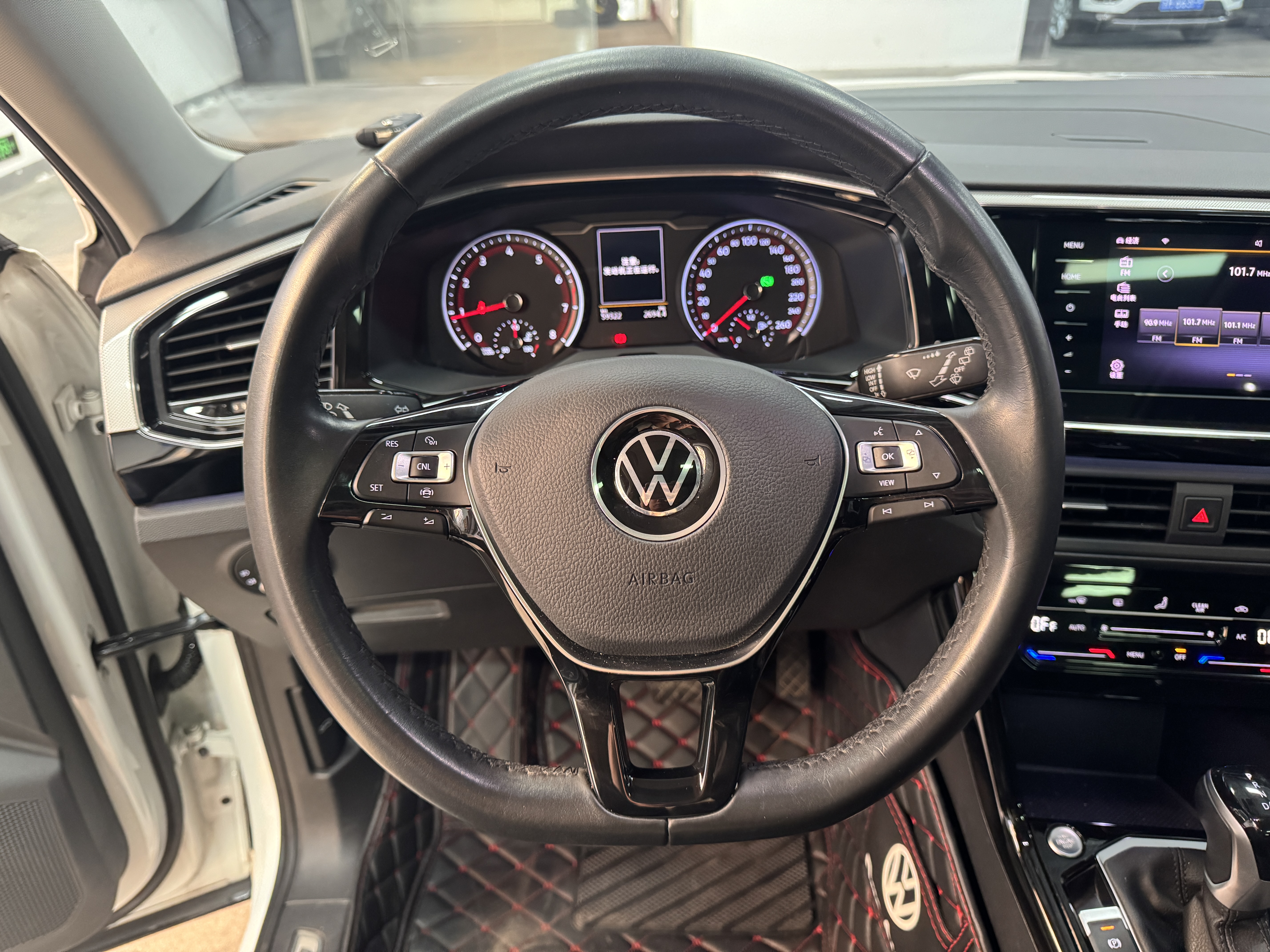 Volkswagen Tayron 2022 car image #12