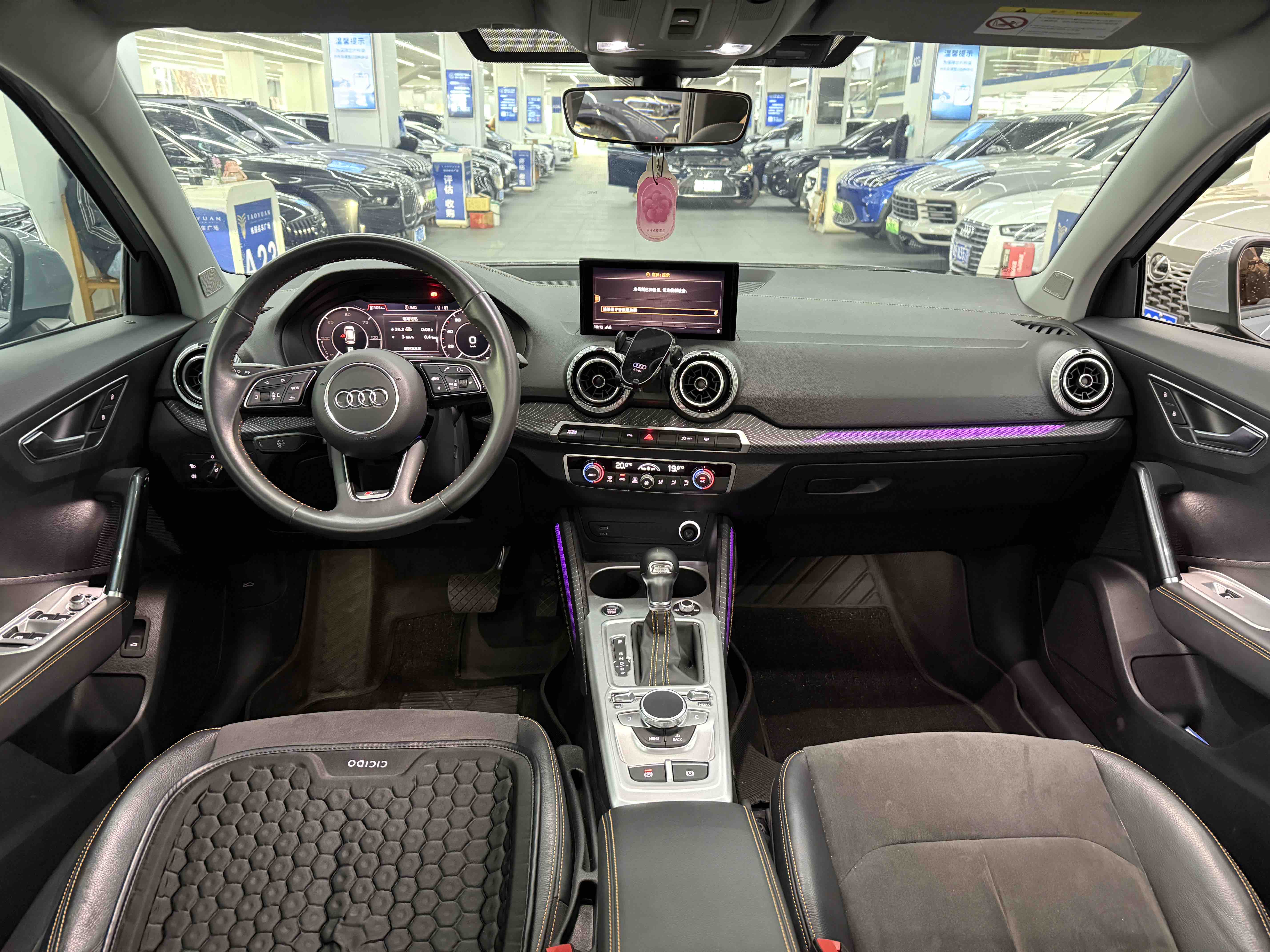 Audi Q2L e-tron 2022 #12 Audi Q2L e-tron 2022 car image #12