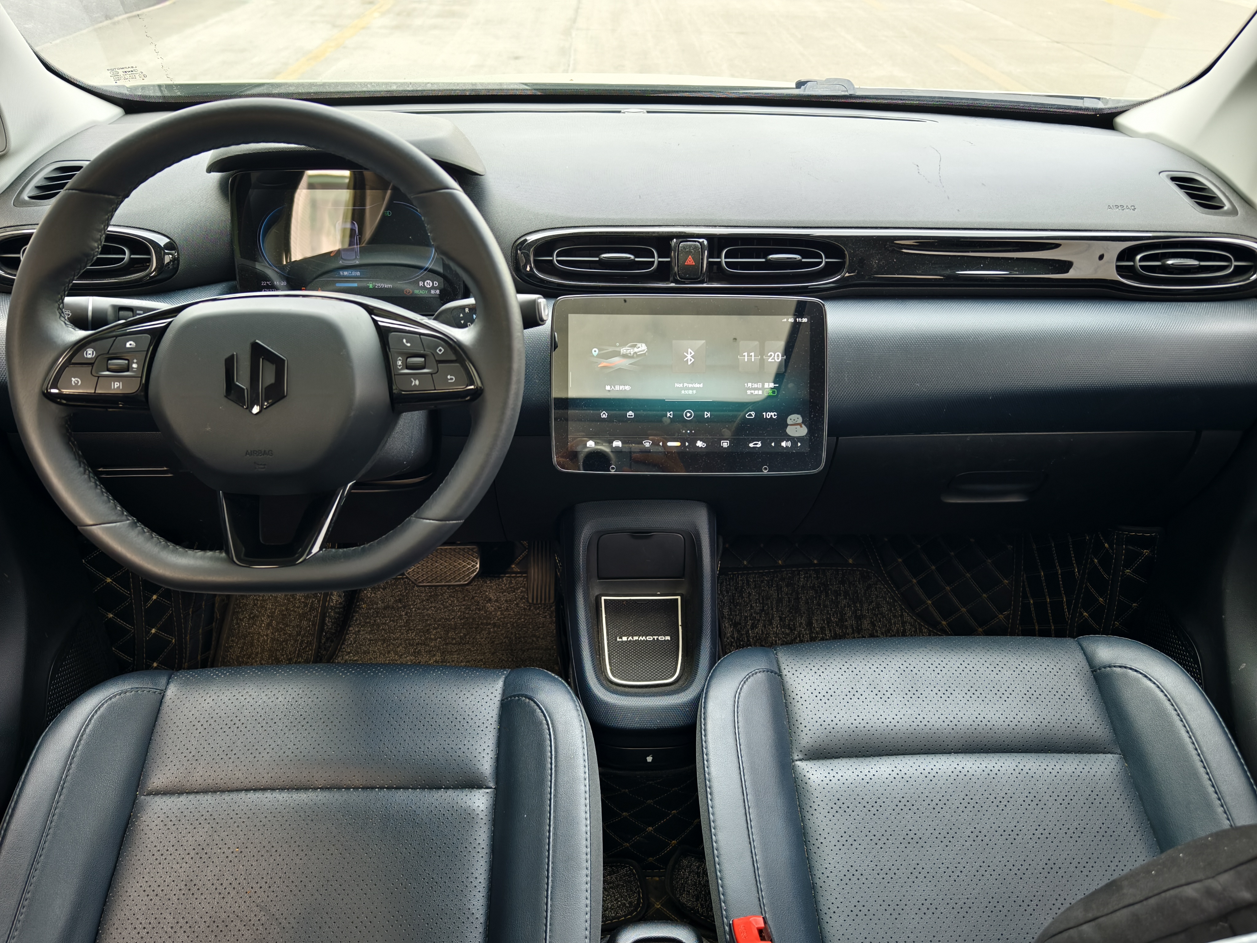 零跑汽车 零跑T03 2022 汽车图片 #12