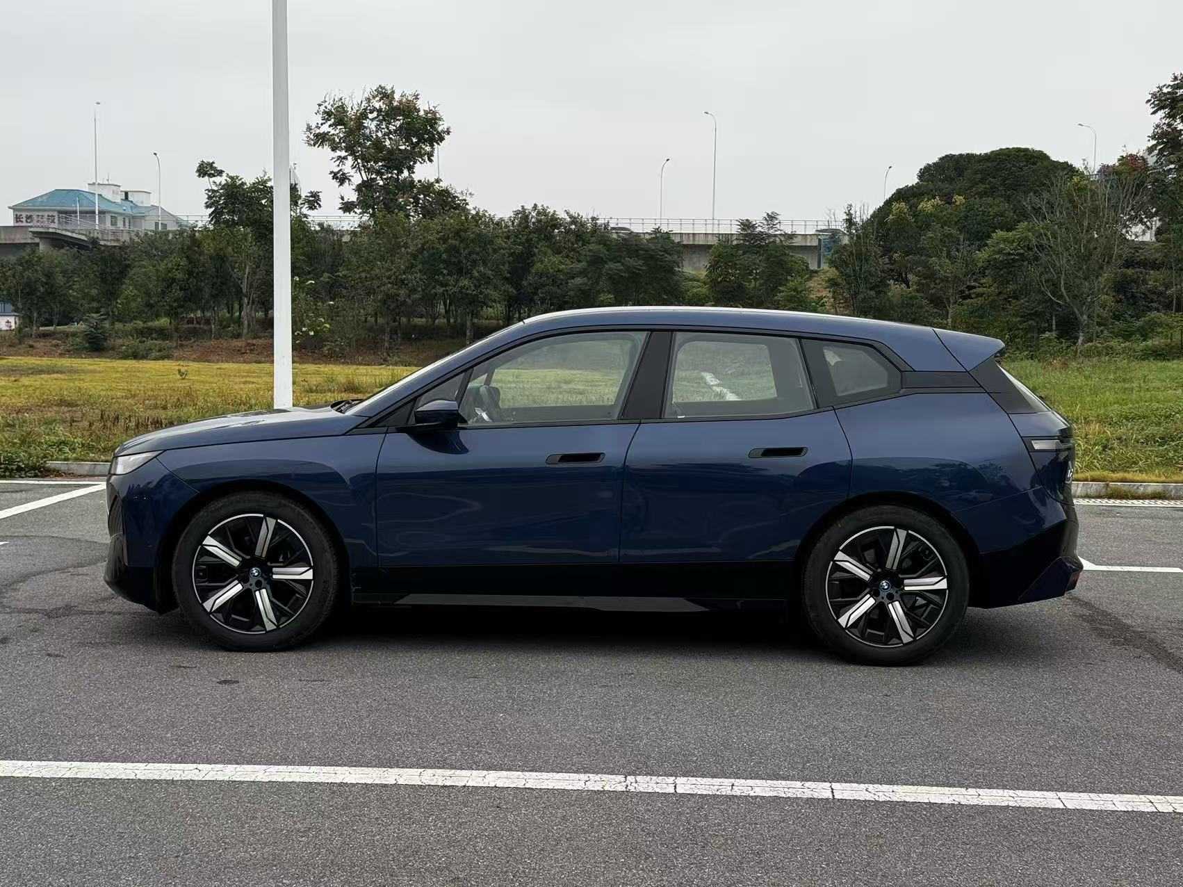 BMW iX 2023 #12 BMW iX 2023 car image #12