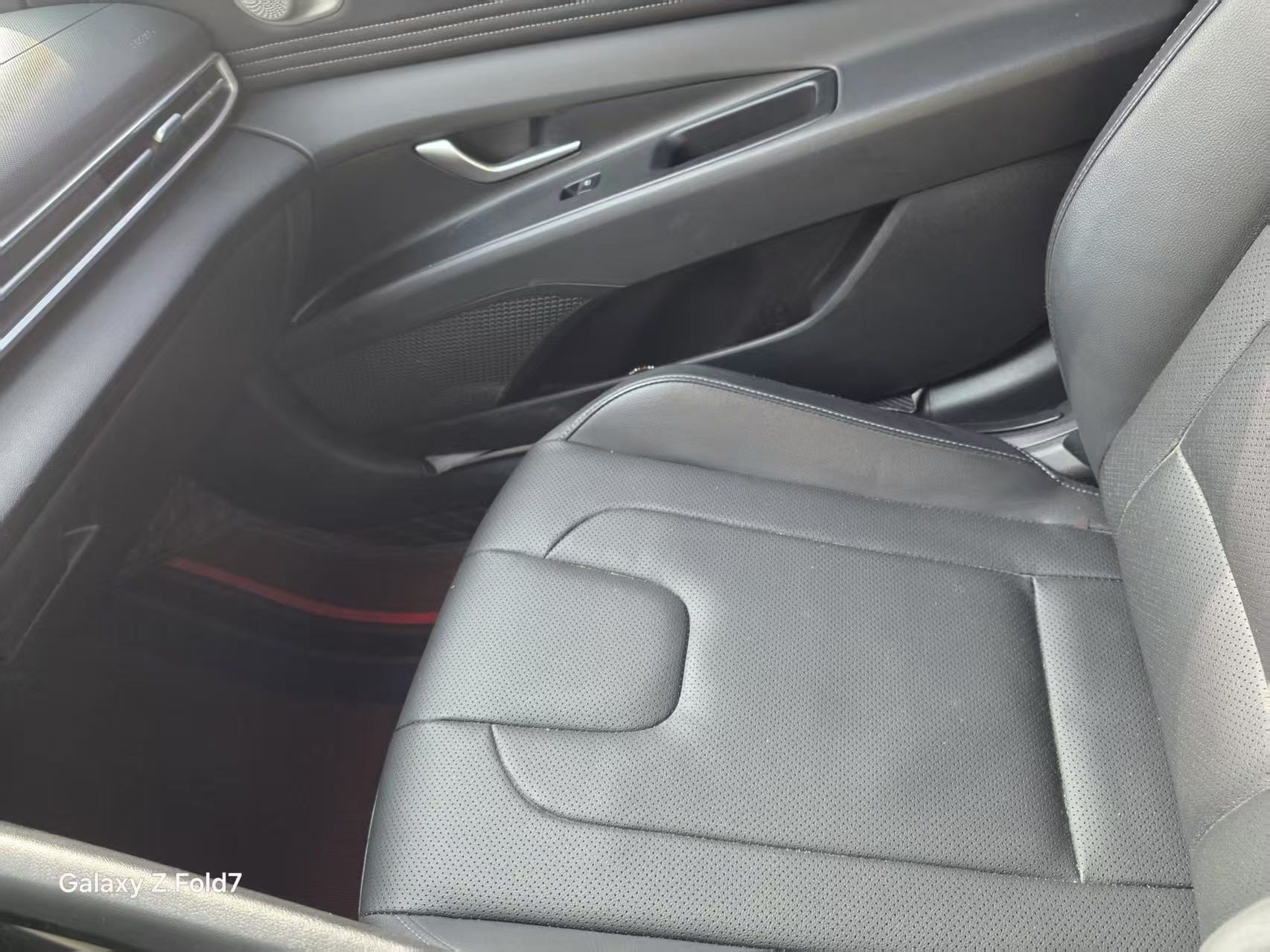 Hyundai Elantra 2023 imagen de coche #12