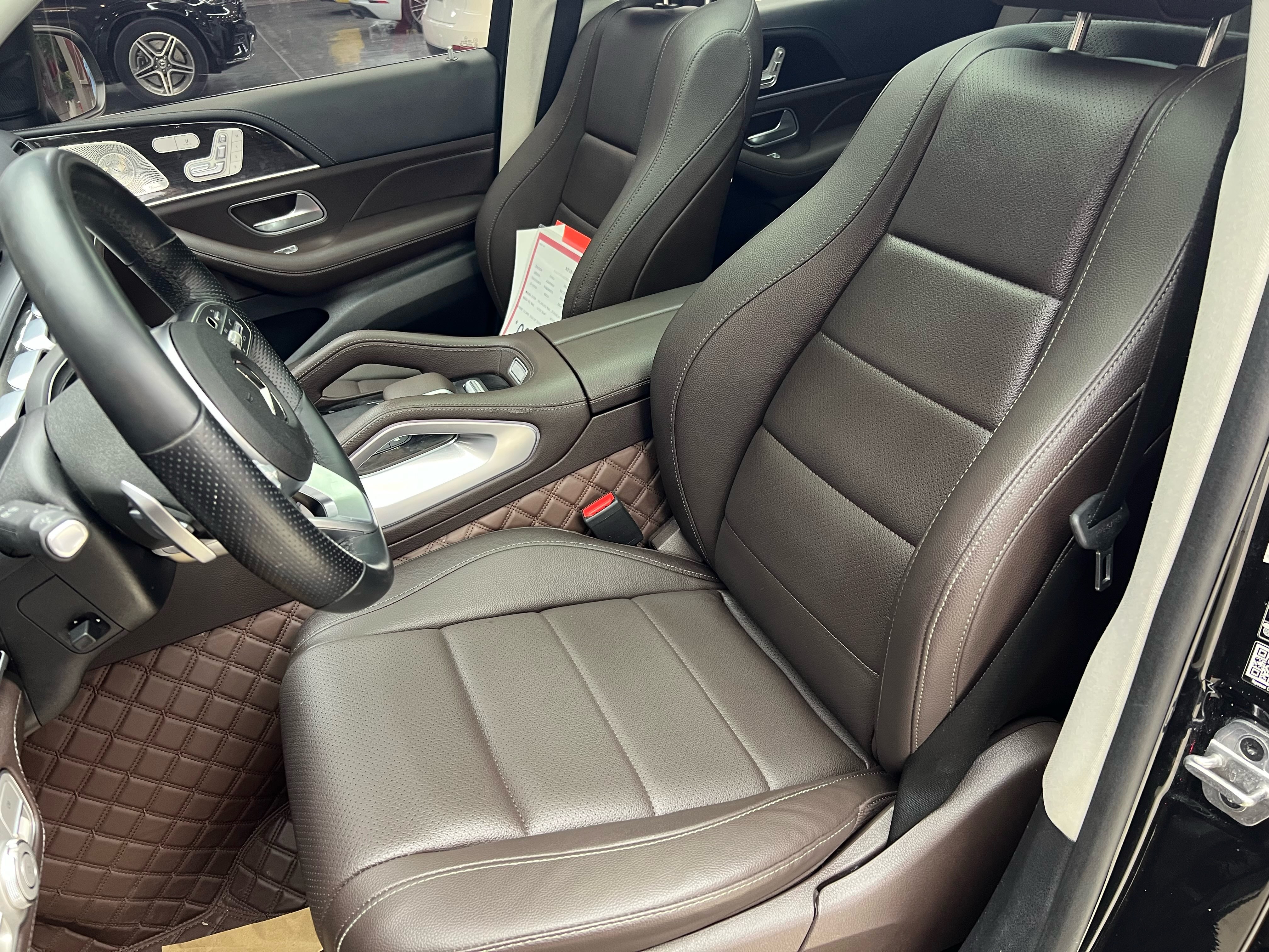 Mercedes-Benz GLS Class 2023 #12 Mercedes-Benz GLS Class 2023 car image #12