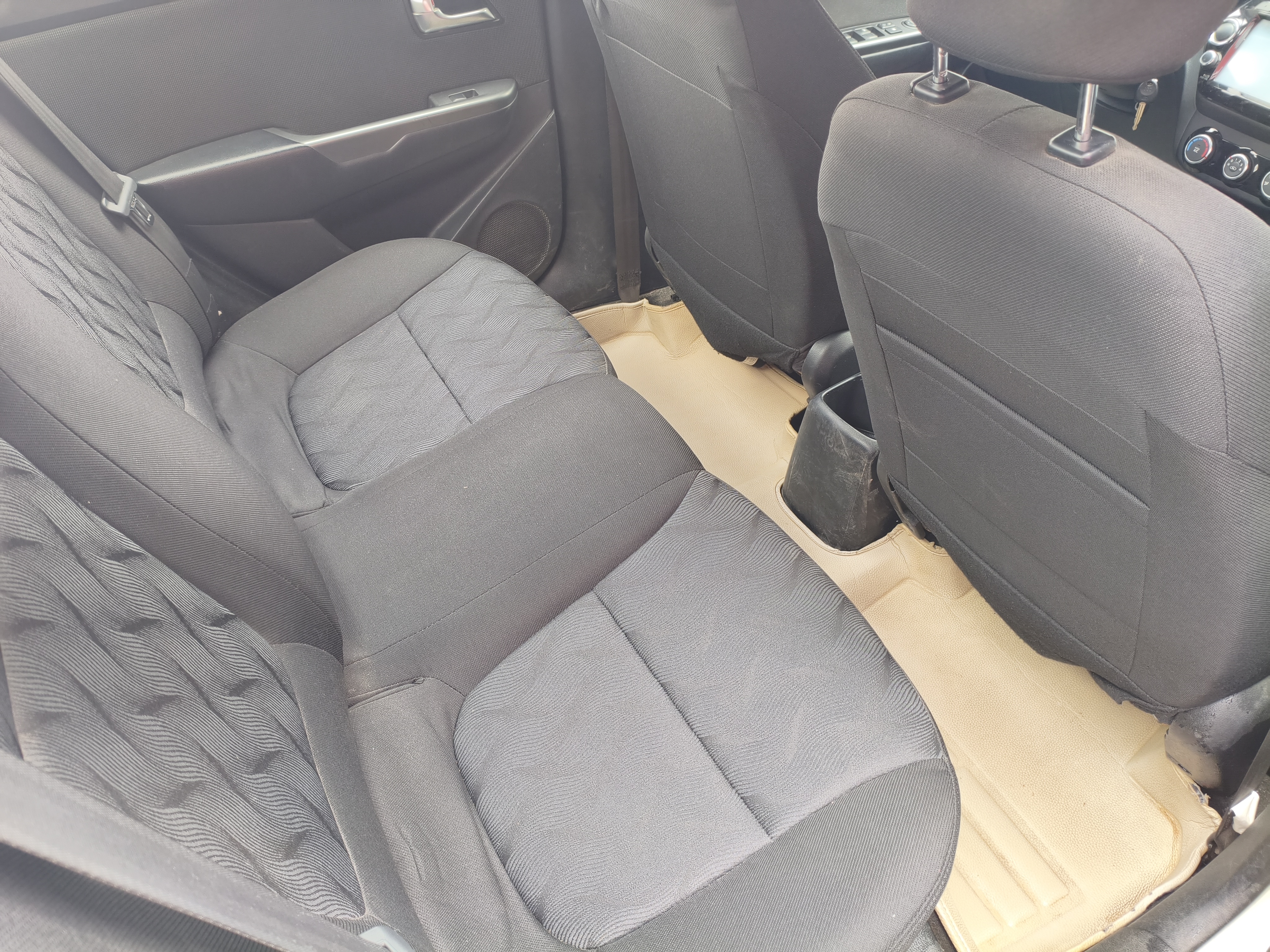 起亚 起亚K2 2015 汽车图片 #12