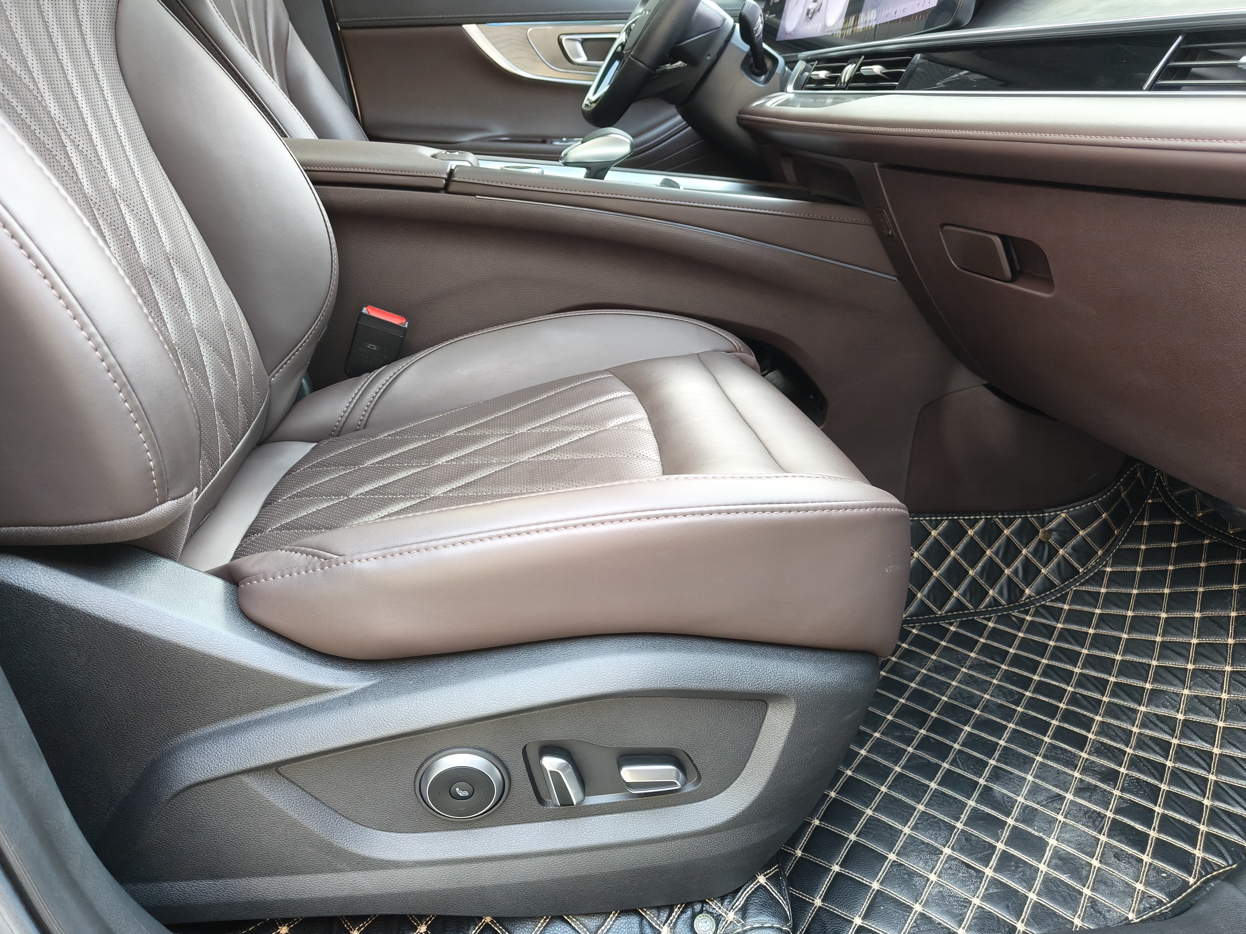 Chery Tiggo 8 PRO 2023 car image #12