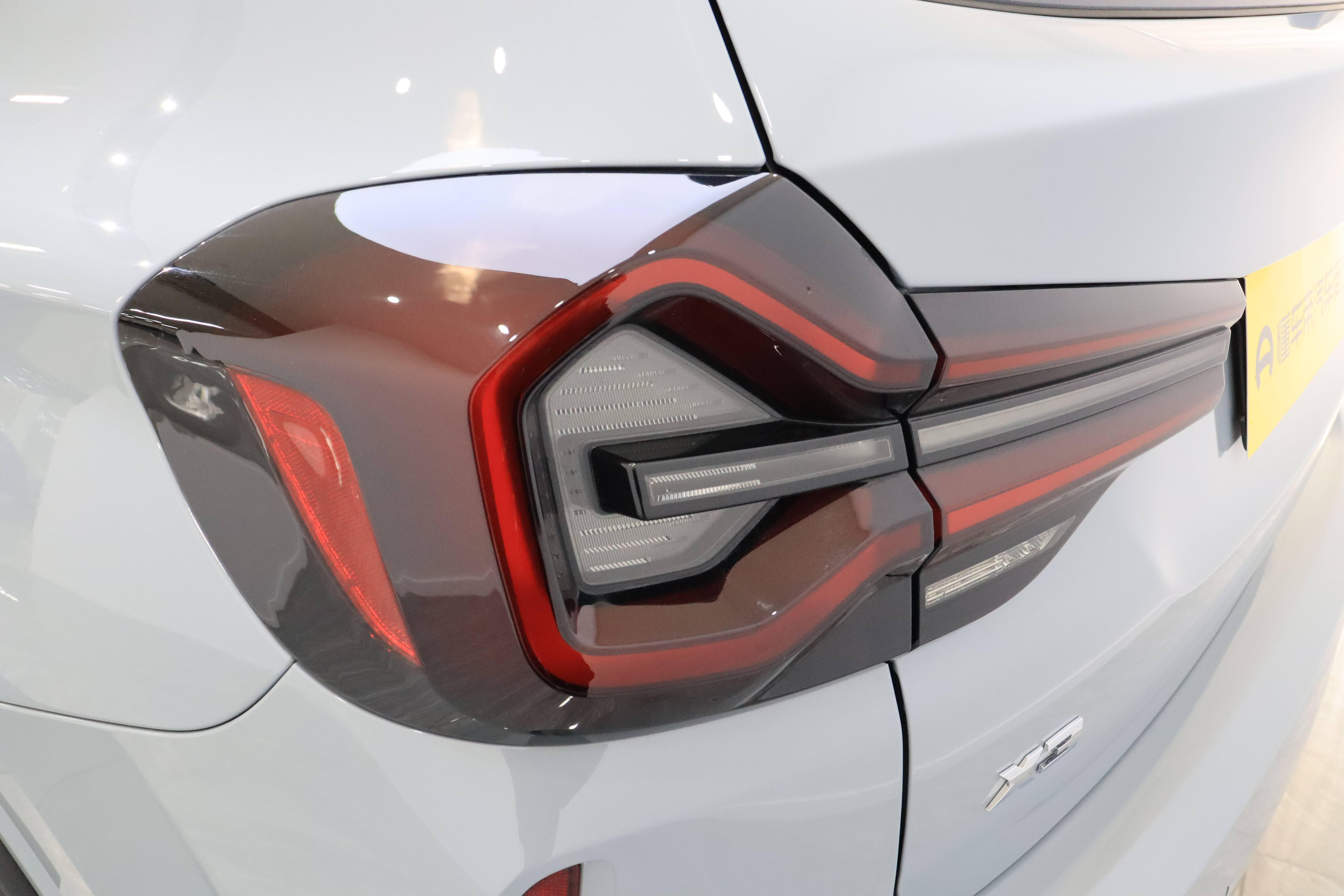 BMW X3 M40i 2024 #12 BMW X3 M40i 2024 car image #12