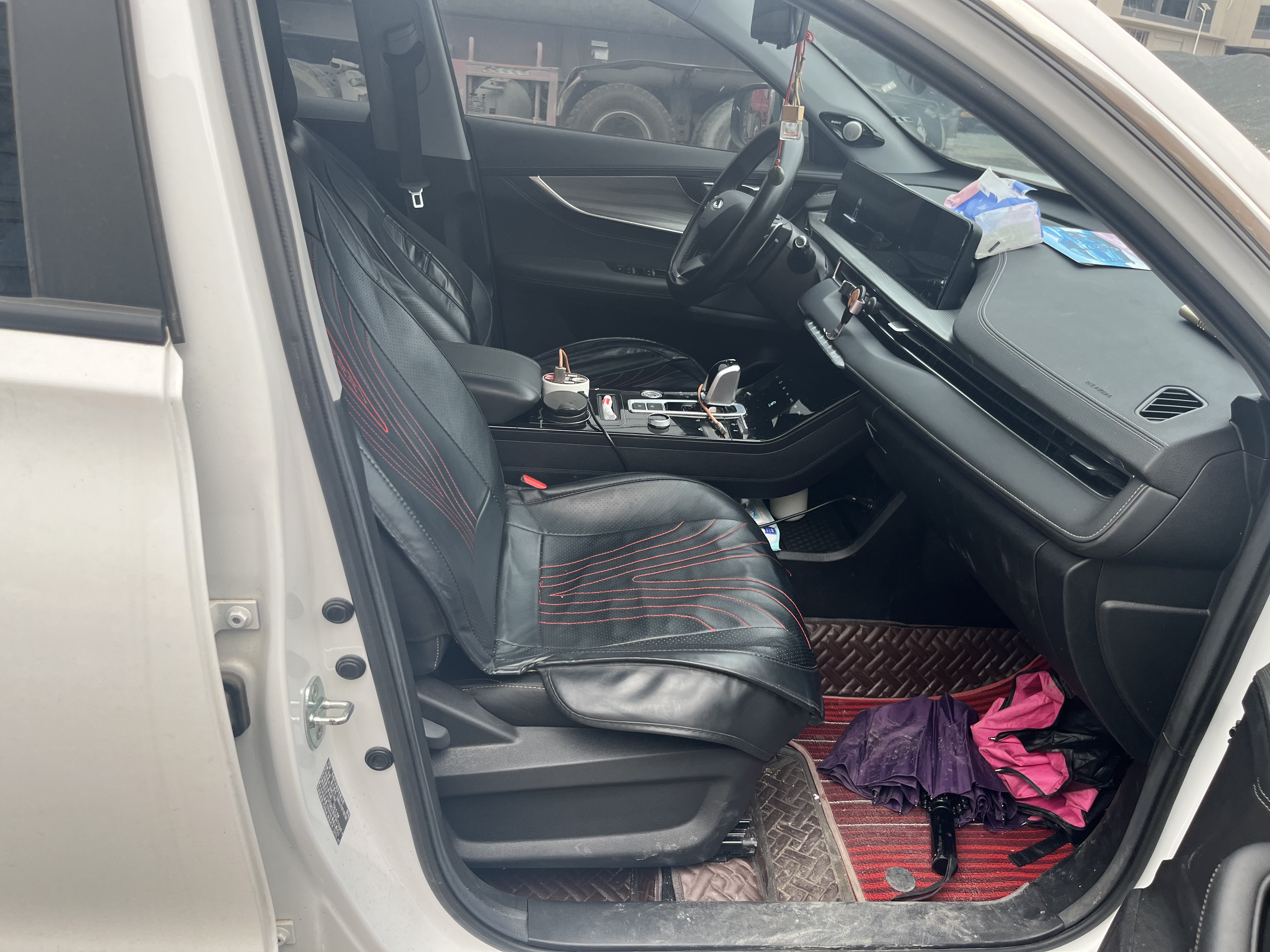 Tiggo 8 Plus 2023 car image #12