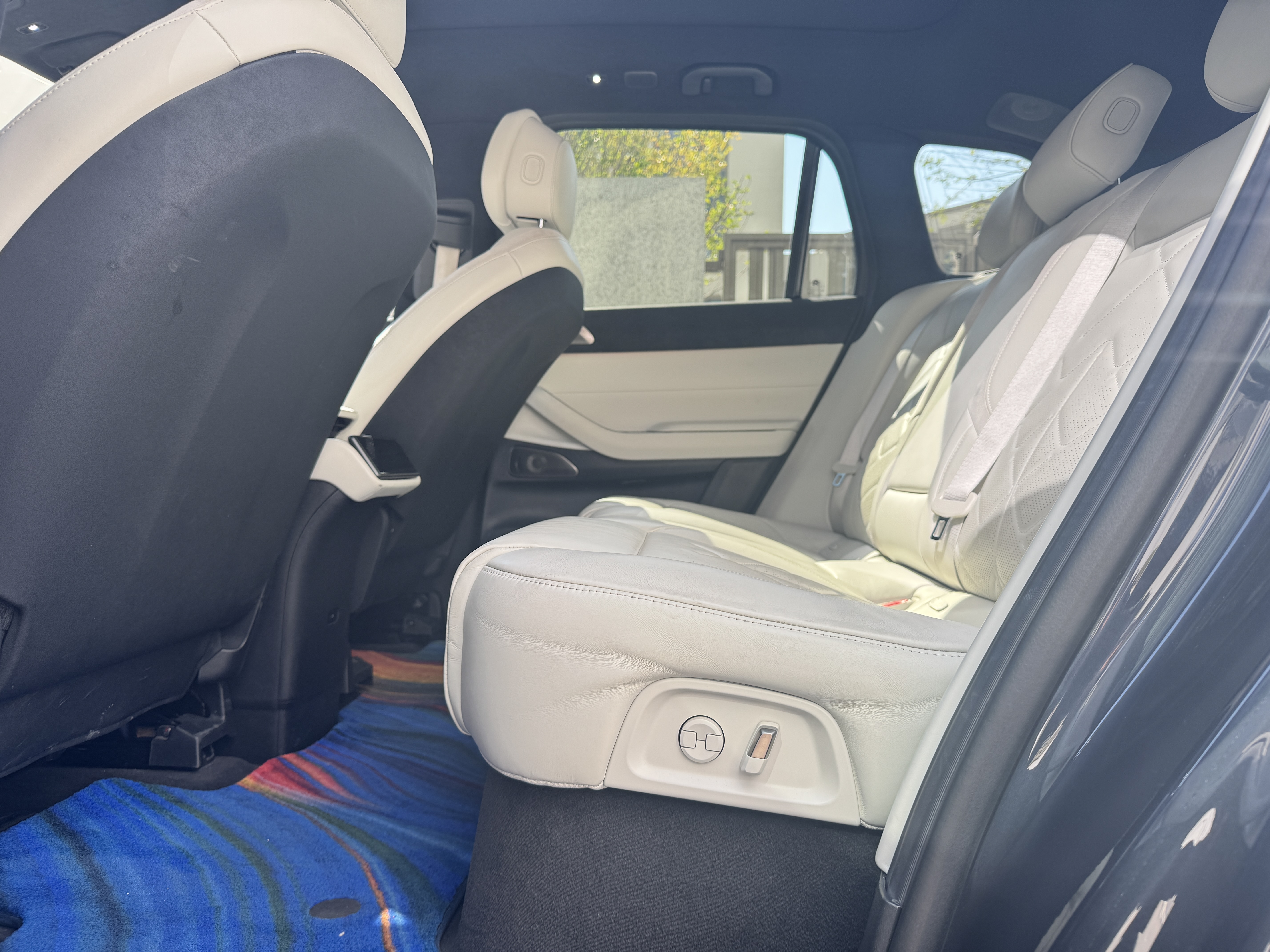 蔚来 蔚来ES7 2022 汽车图片 #12