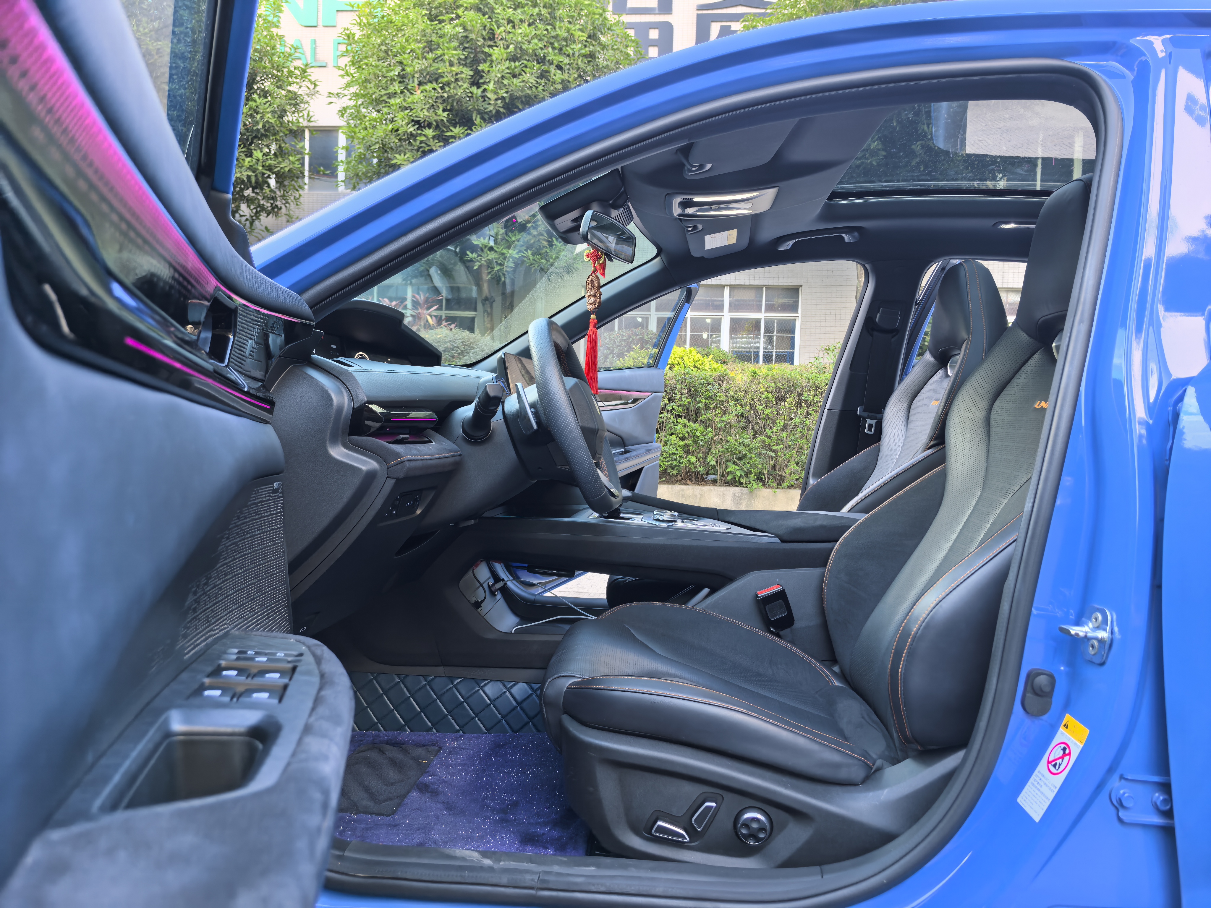 Changan UNI-V 2022 car image #12