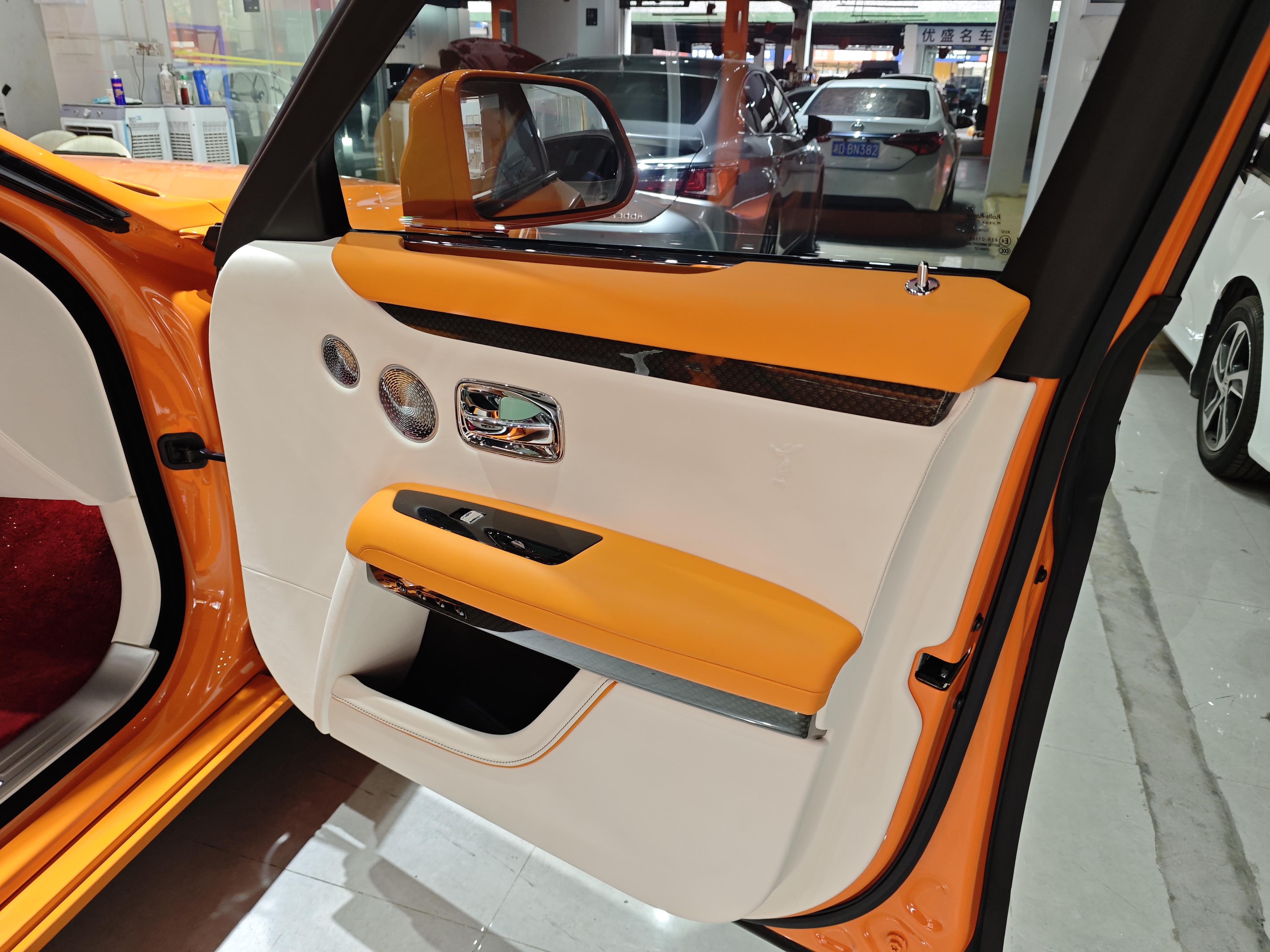Volkswagen Ghost 2023 car image #12
