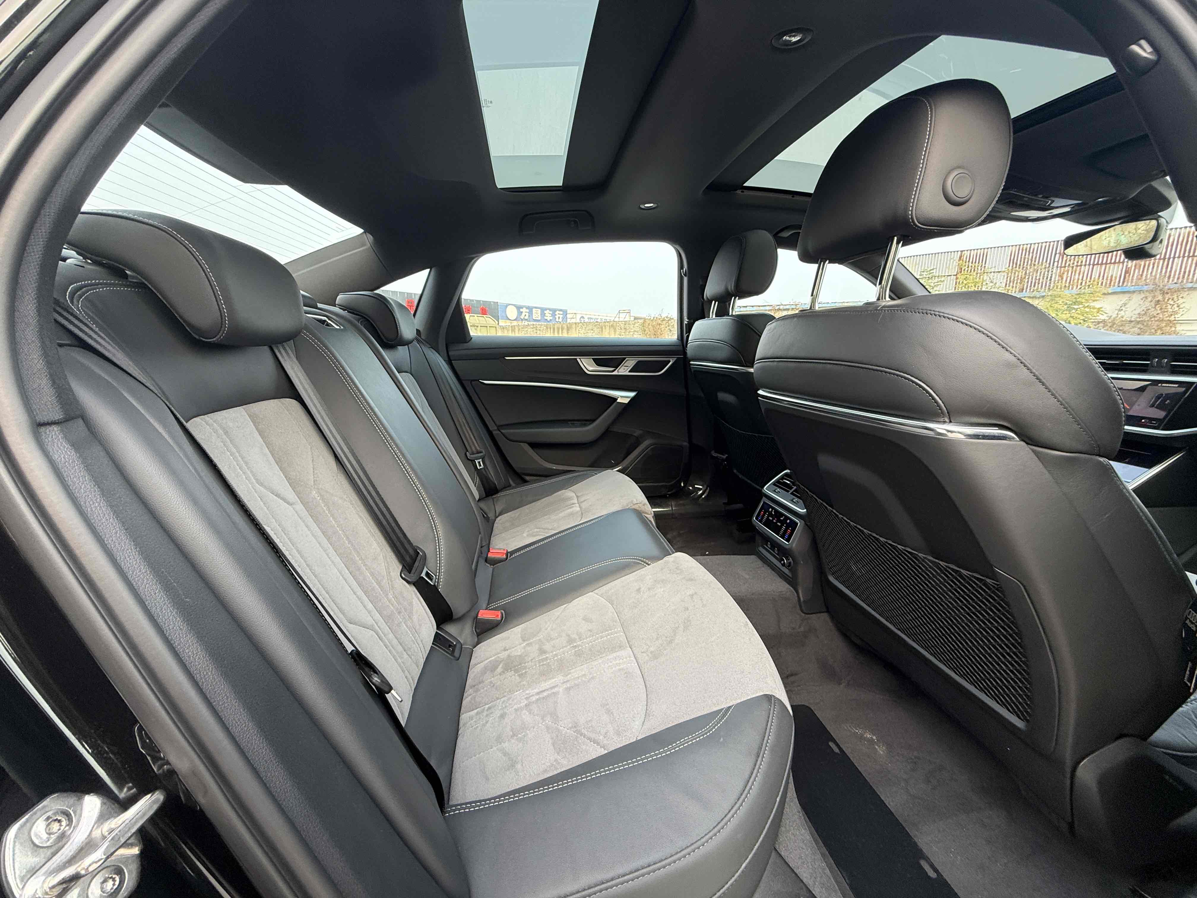 Audi A6L 2023 immagine di auto #12
