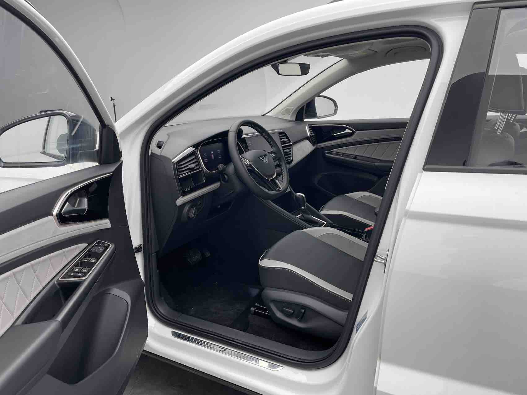 Jetta VS7 2022 car image #12