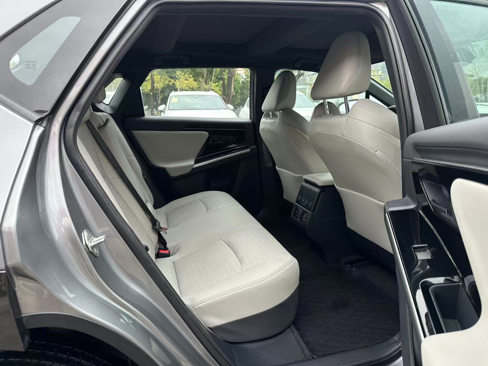 丰田 一汽丰田bZ4X 2022 汽车图片 #12