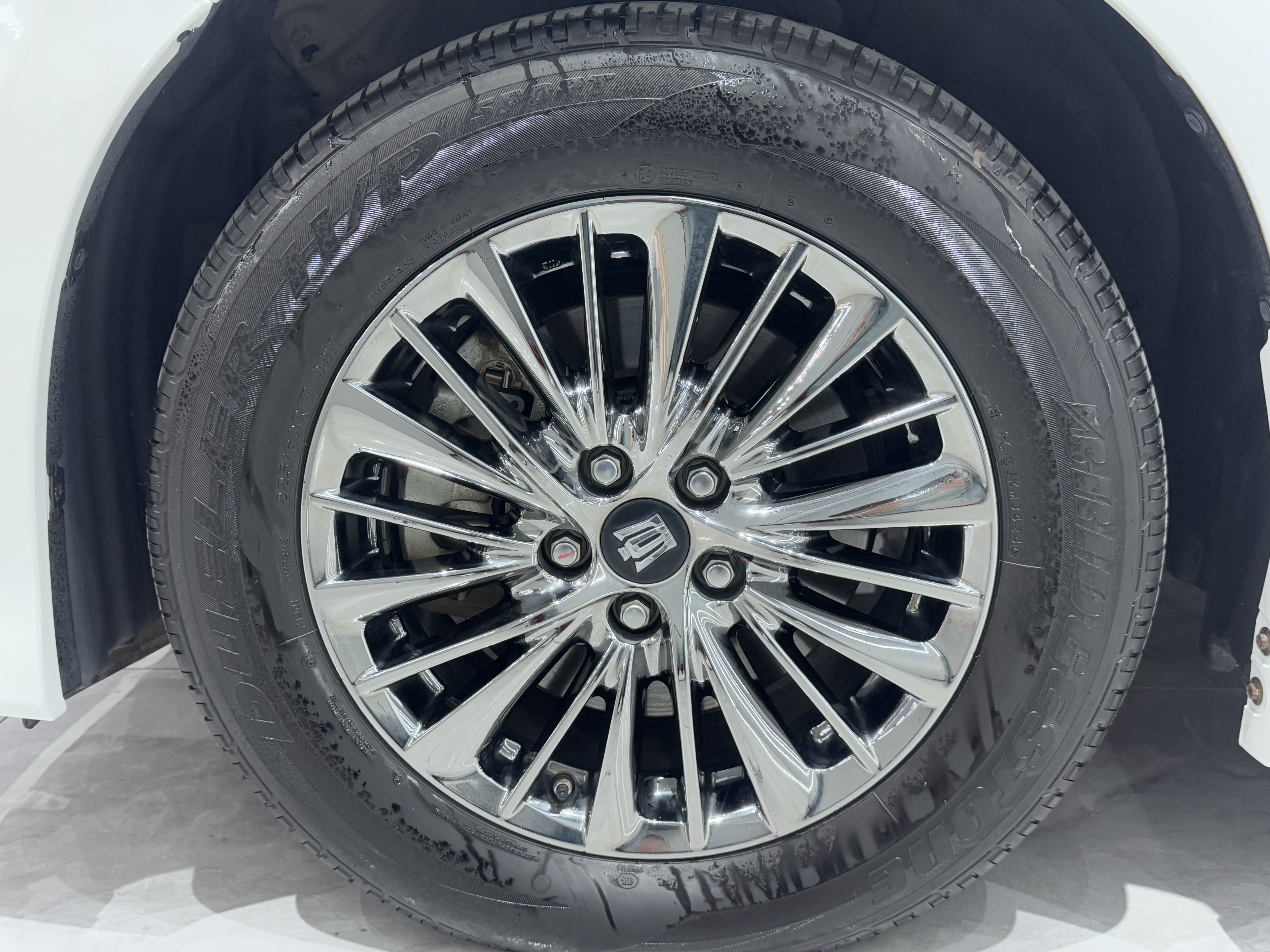 Toyota Vellfire 2023 immagine di auto #12