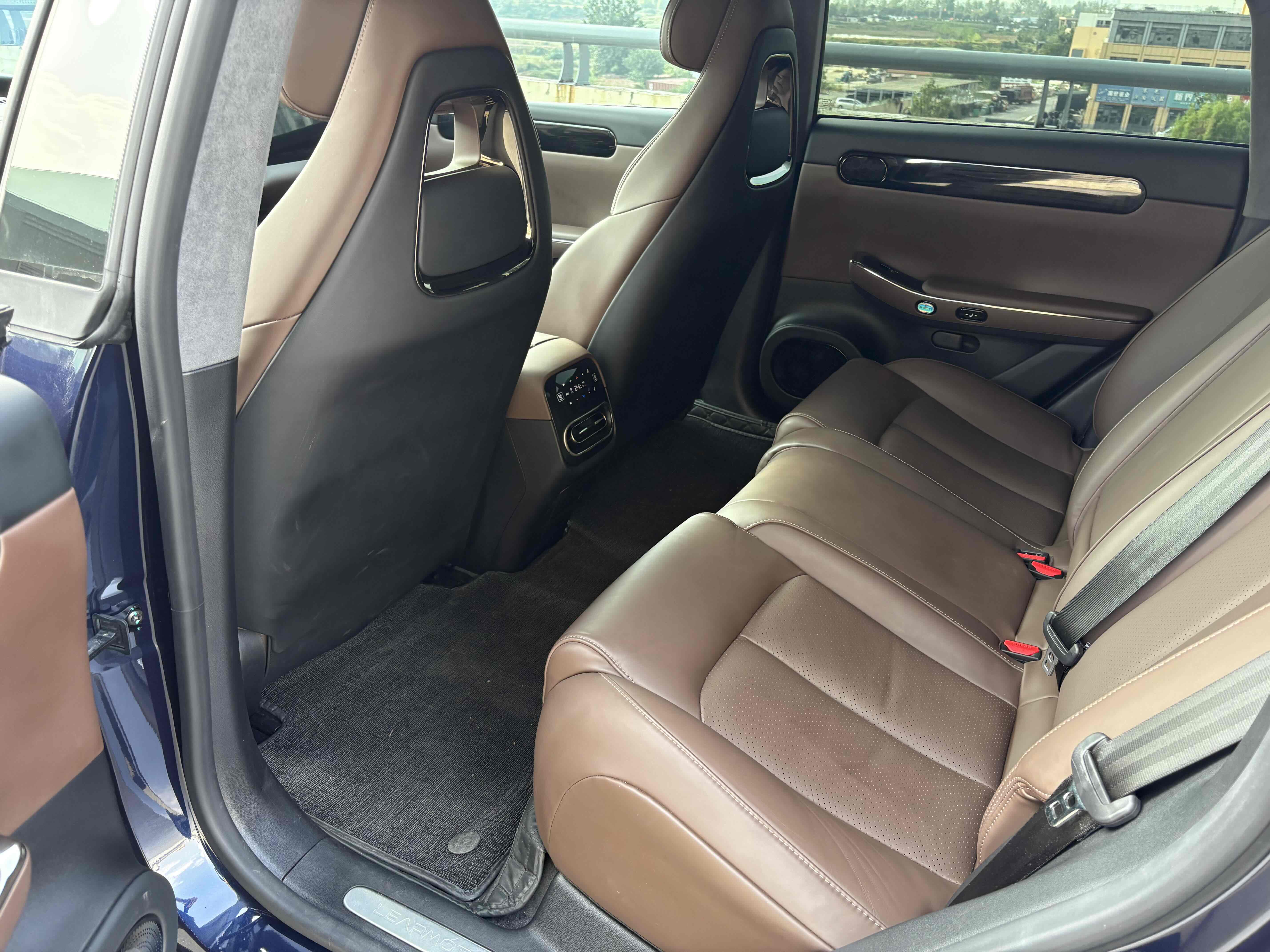 零跑汽车 零跑C01 2022 汽车图片 #12