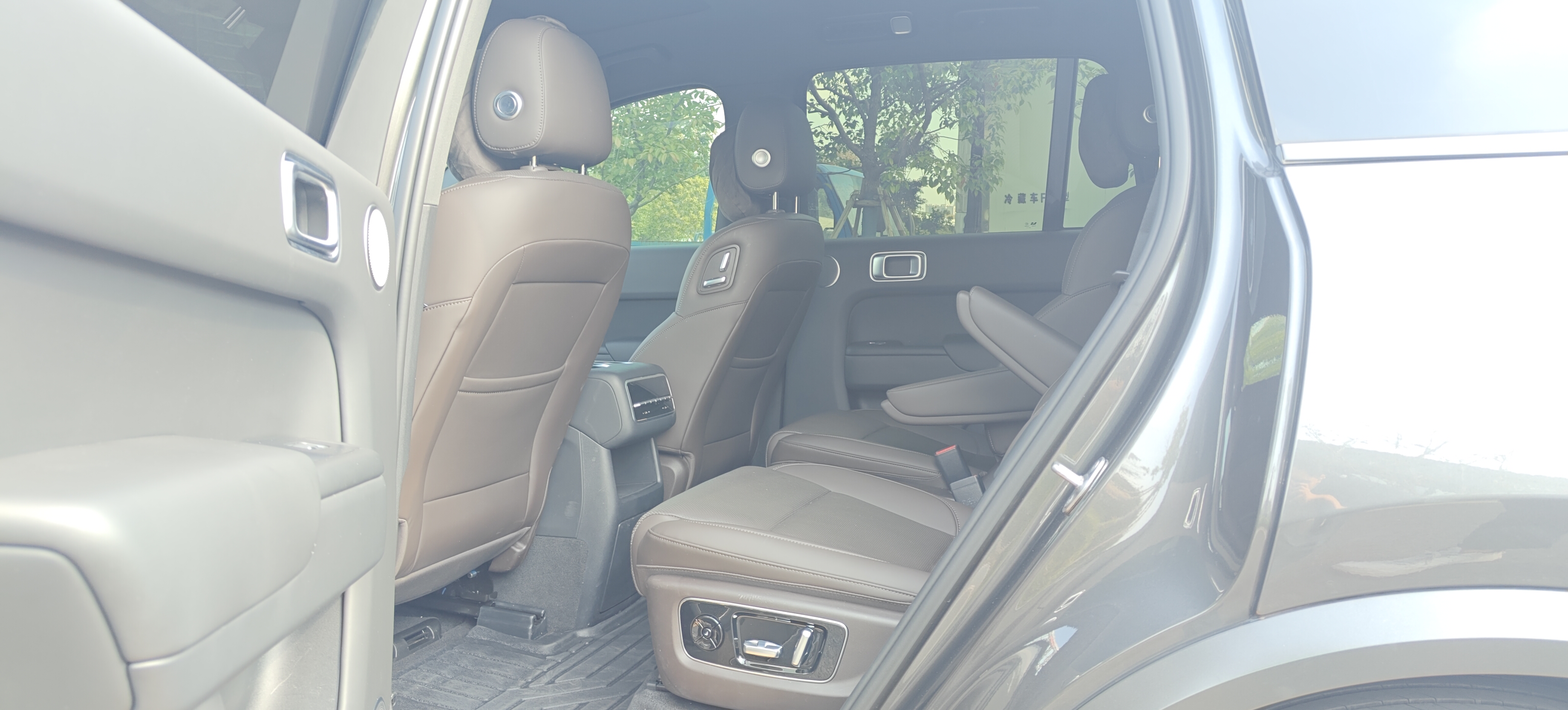 Li L8 2023 imagen de coche #12