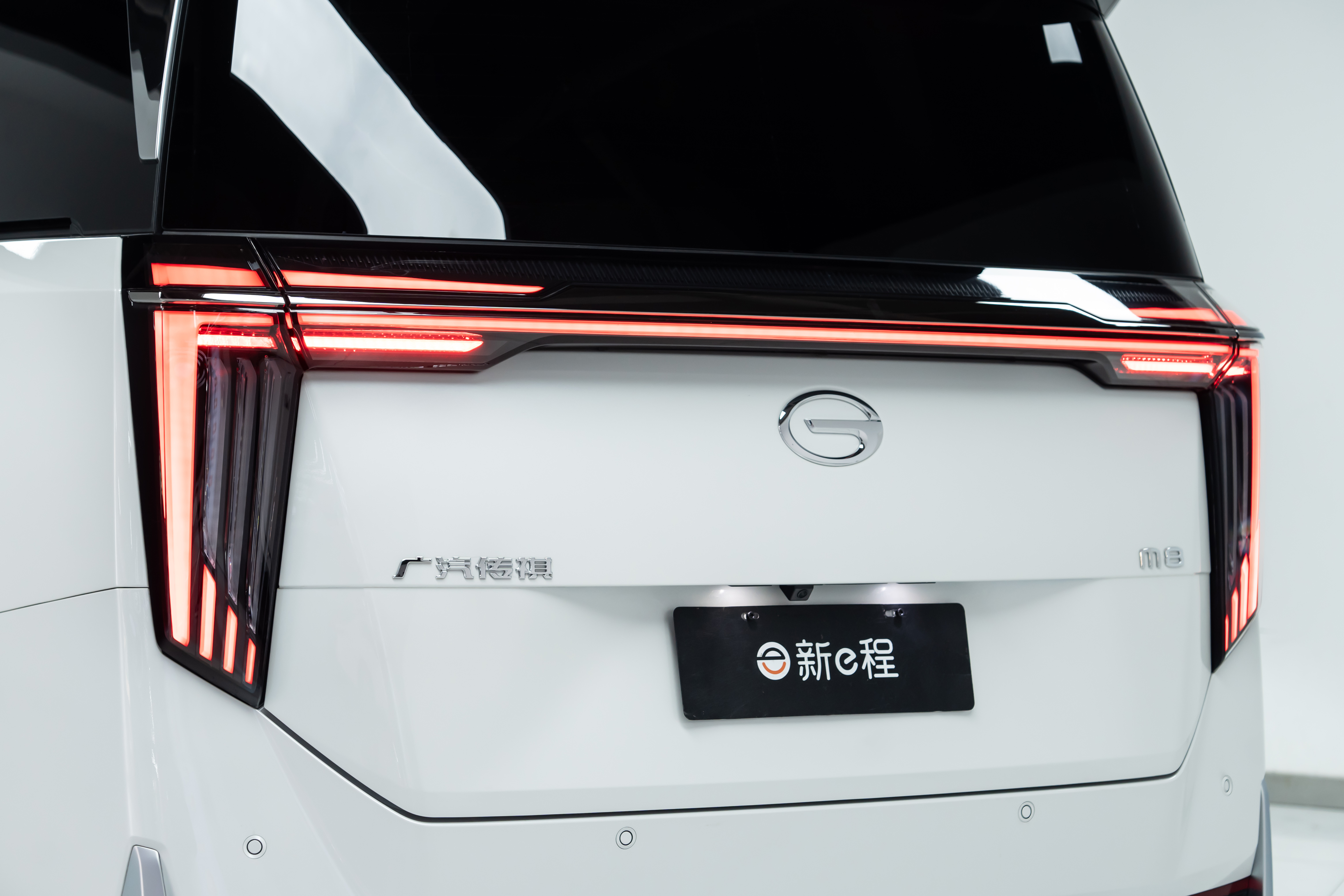 GAC Trumpchi M8 2023 car image #12