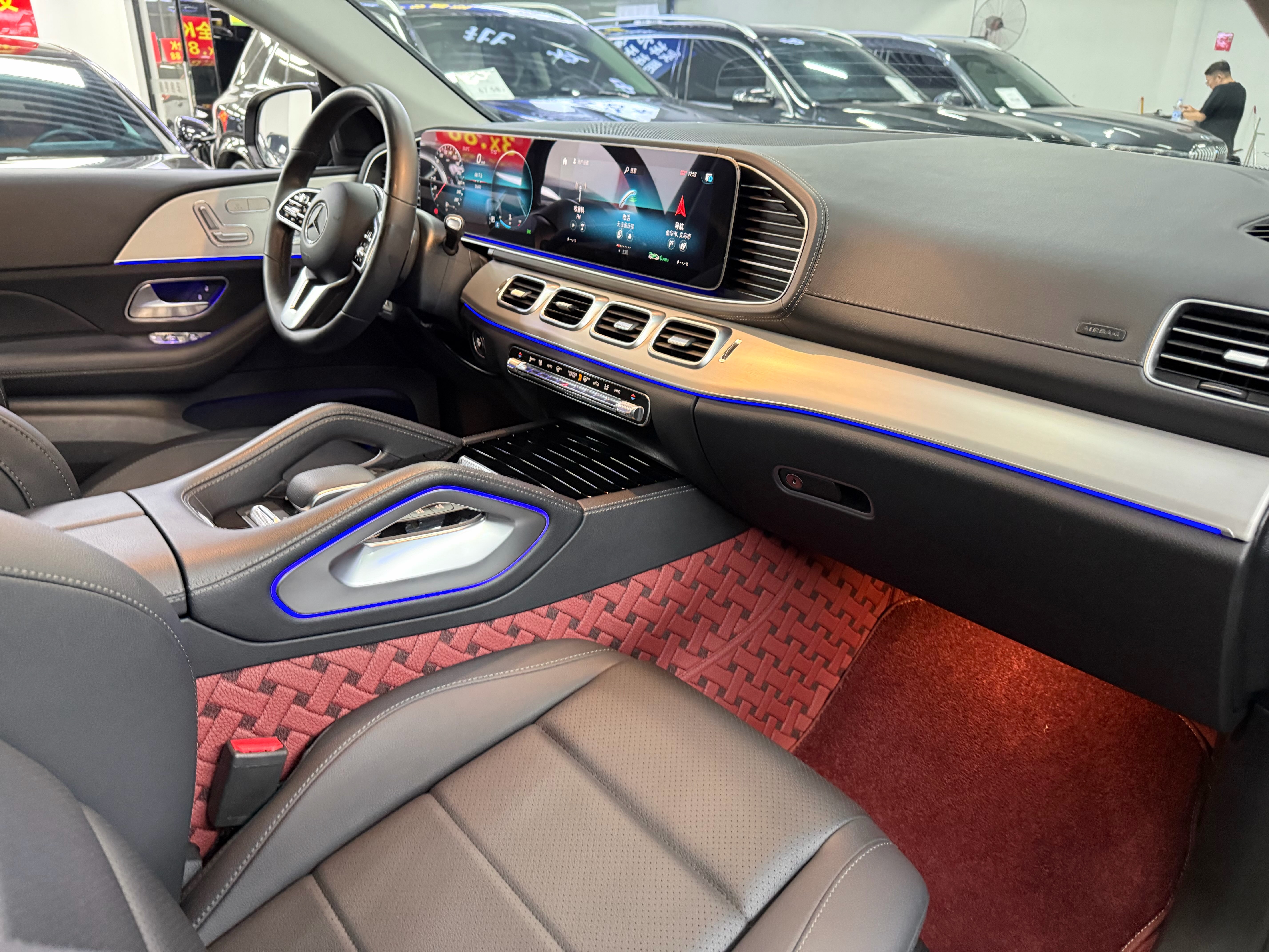 Mercedes-Benz GLE Coupe 2023 صورة سيارة #12