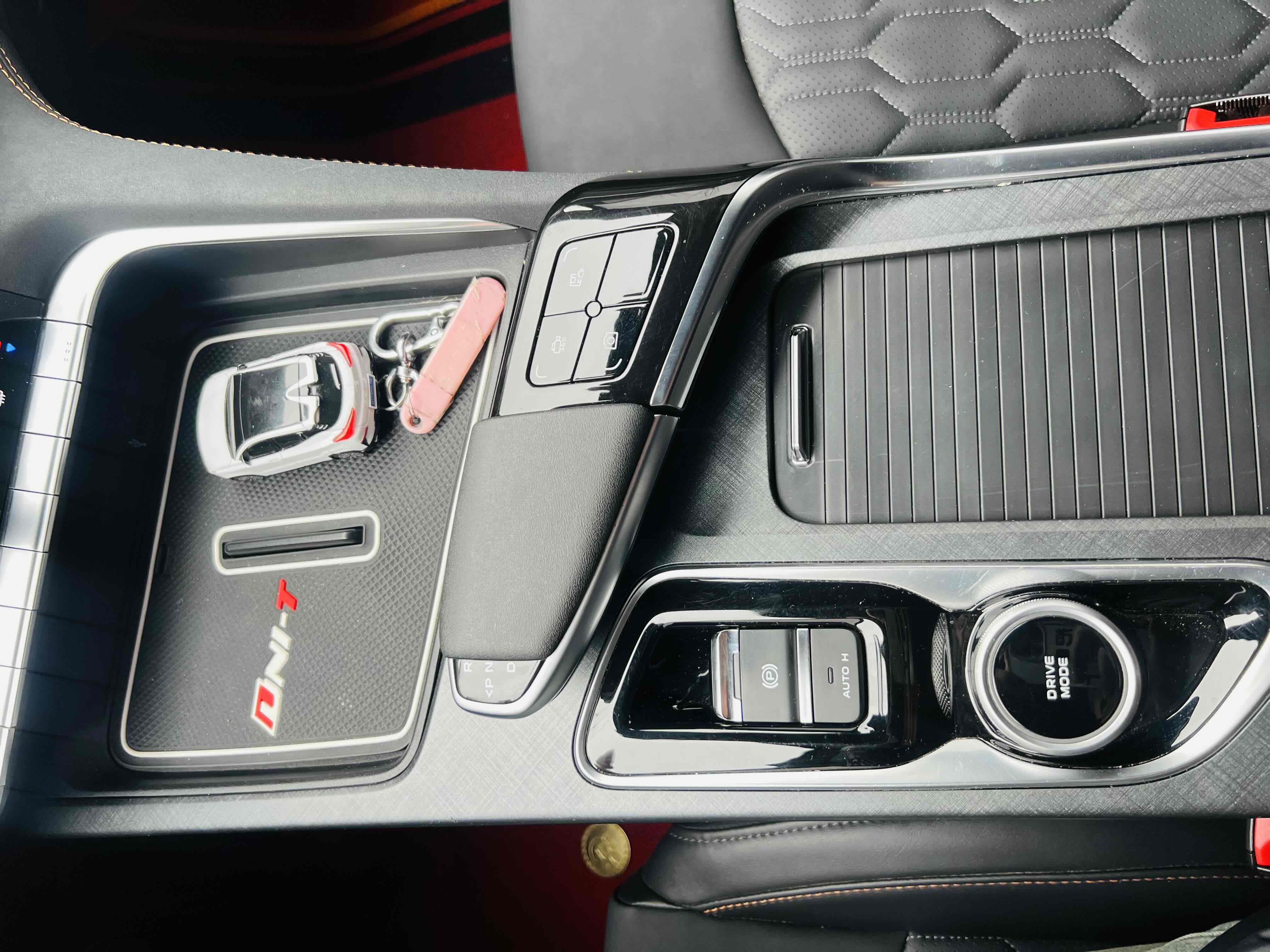 Changan UNI-T 2022 car image #12