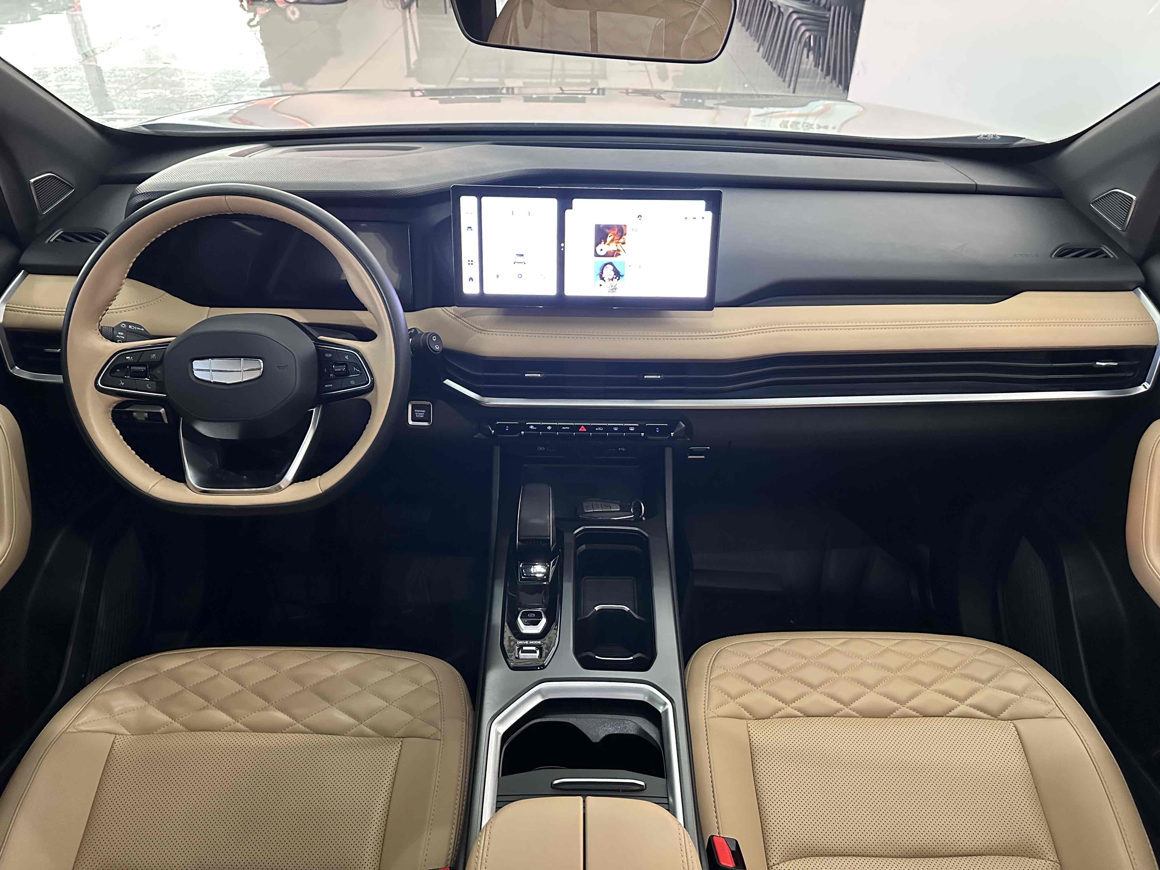 GEELY Okavango L 2023 car image #12