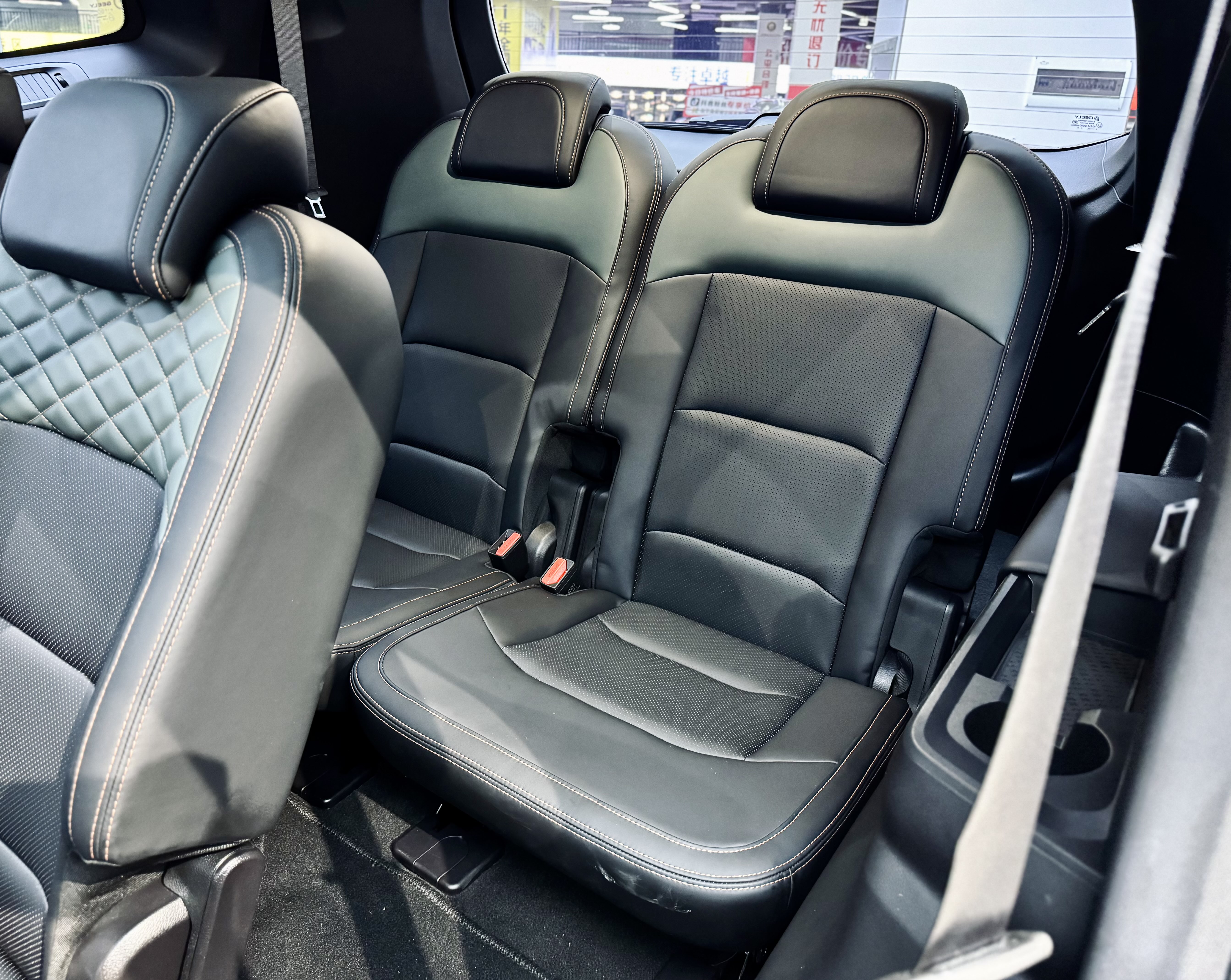 GEELY Okavango L 2023 car image #12