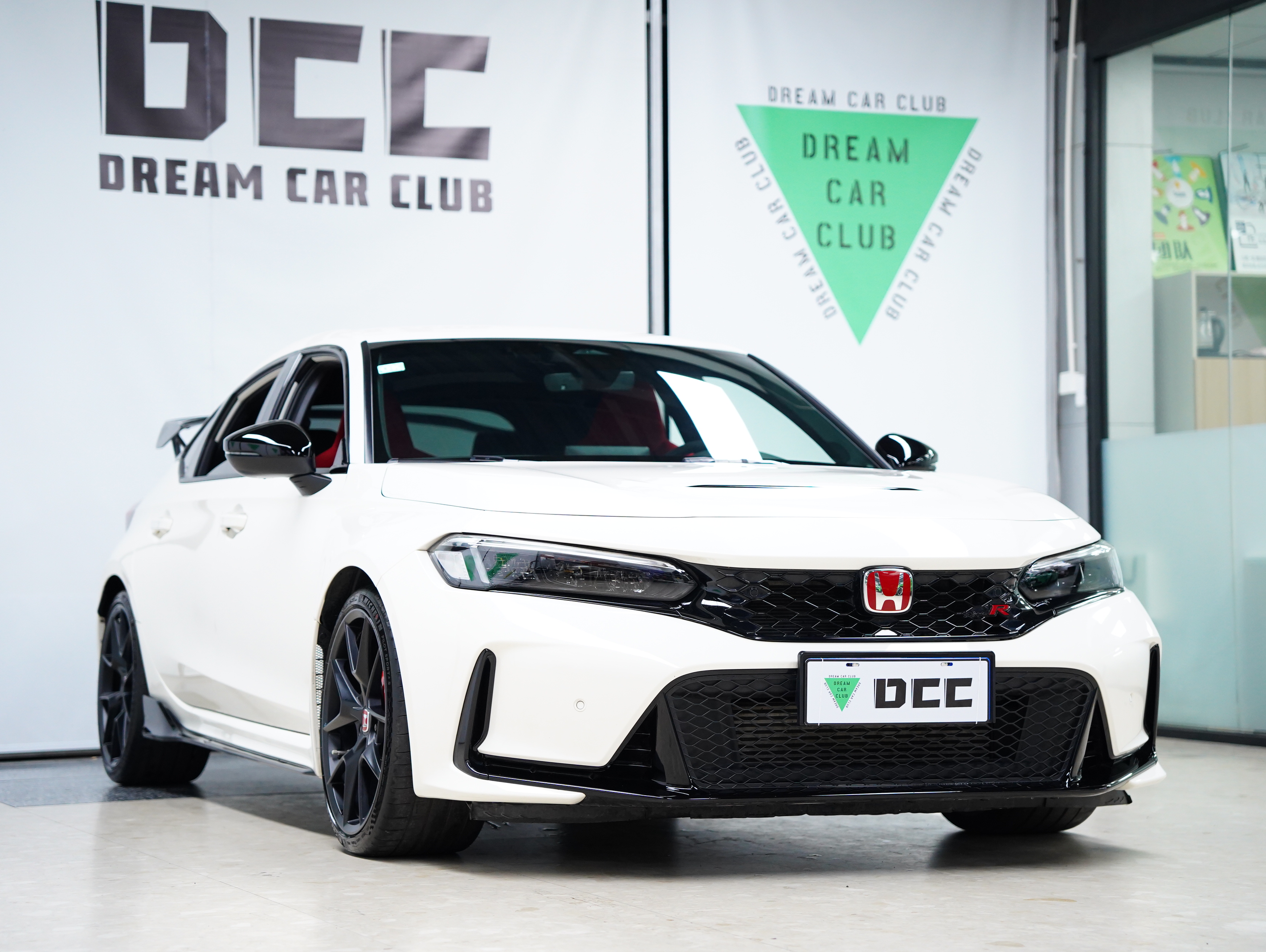 Honda Civic (Imported) 2025 car image #12