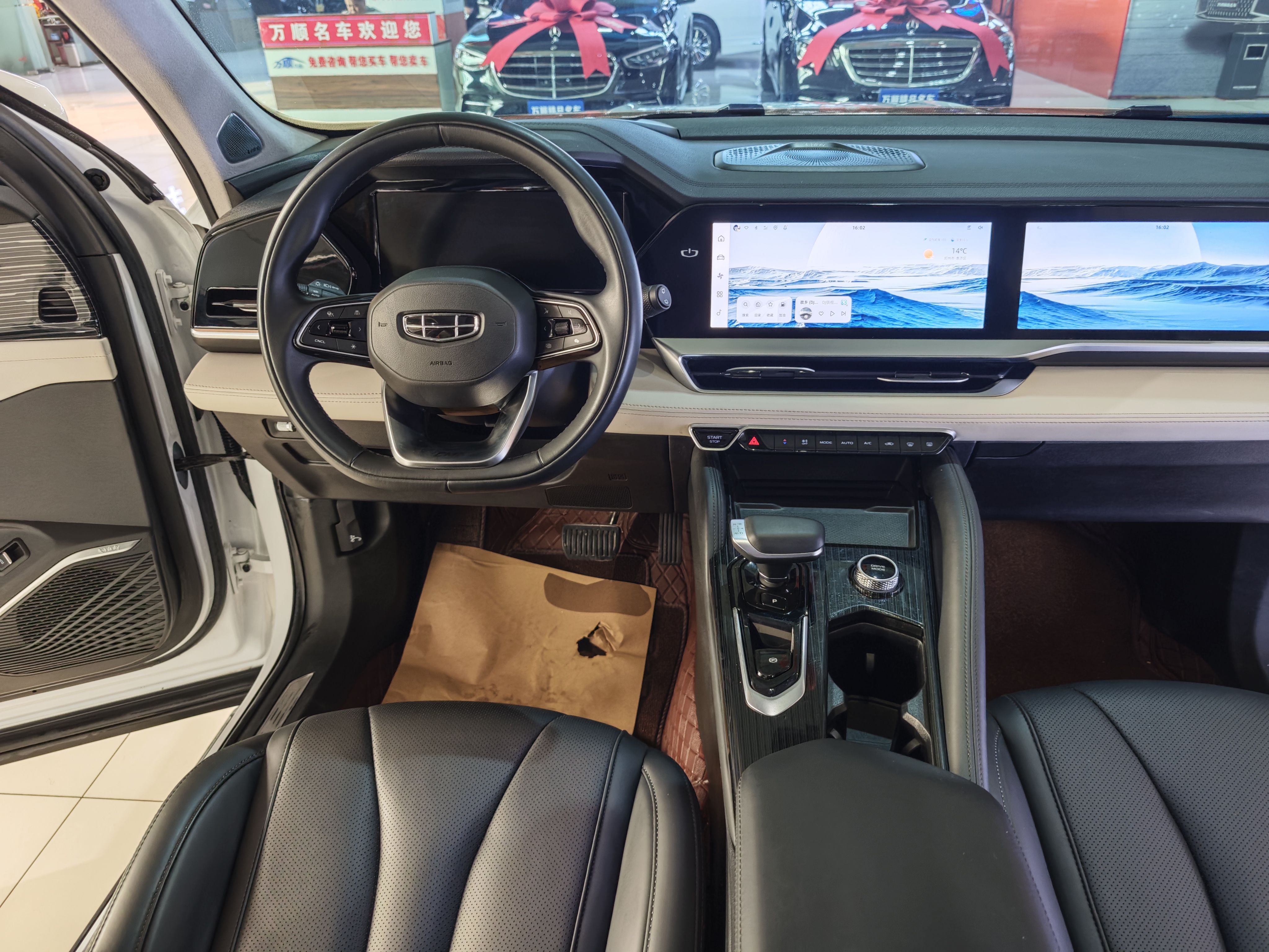 GEELY Monjaro 2023 immagine di auto #12