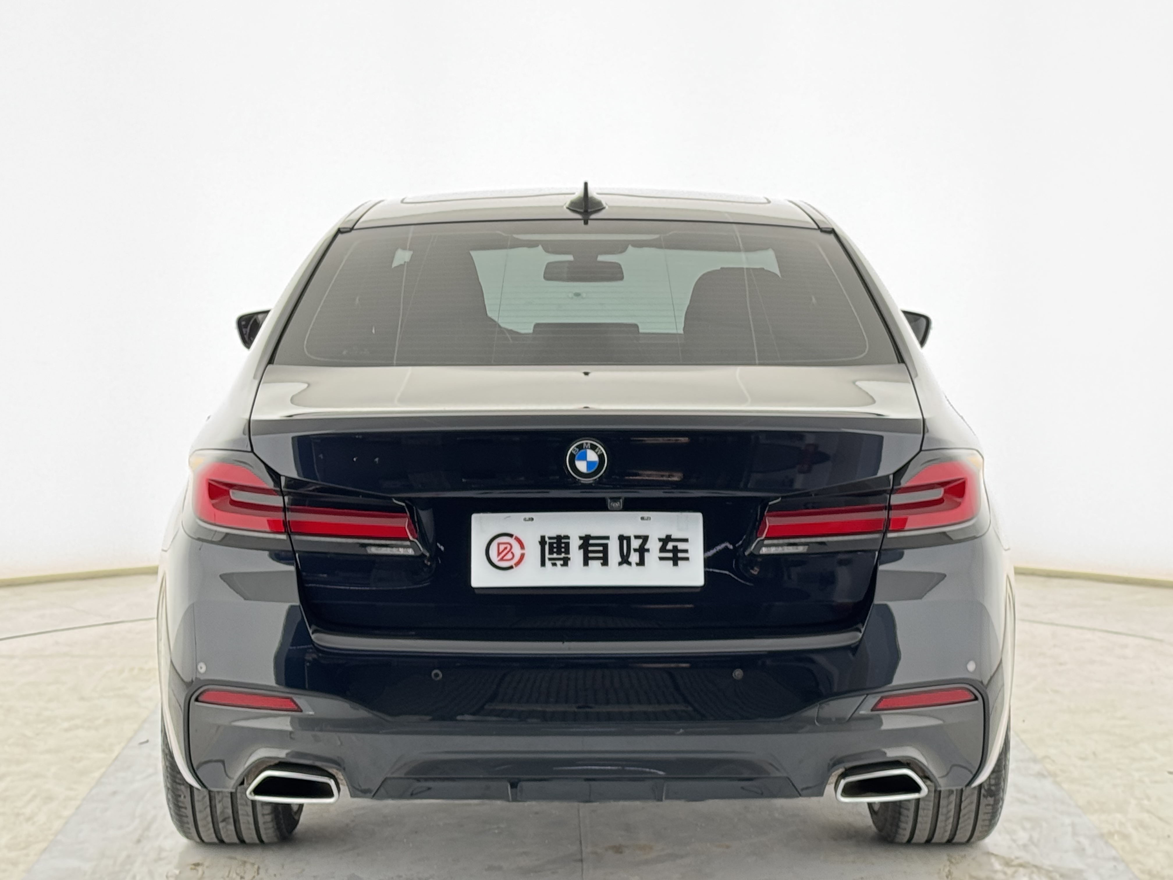 BMW 5 Series 2023 #12 BMW 5 Series 2023 car image #12