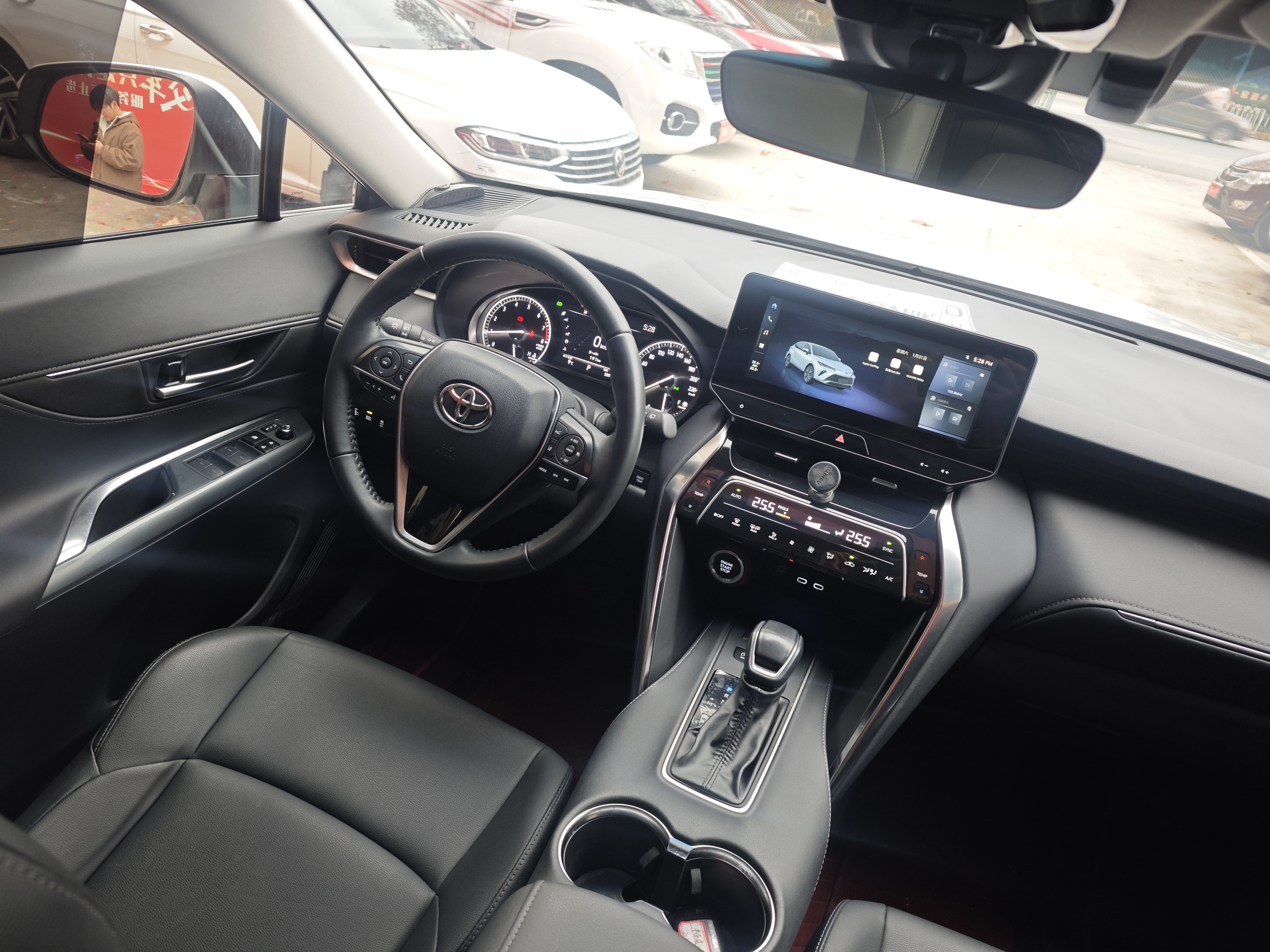 Toyota Venza 2024 immagine di auto #12