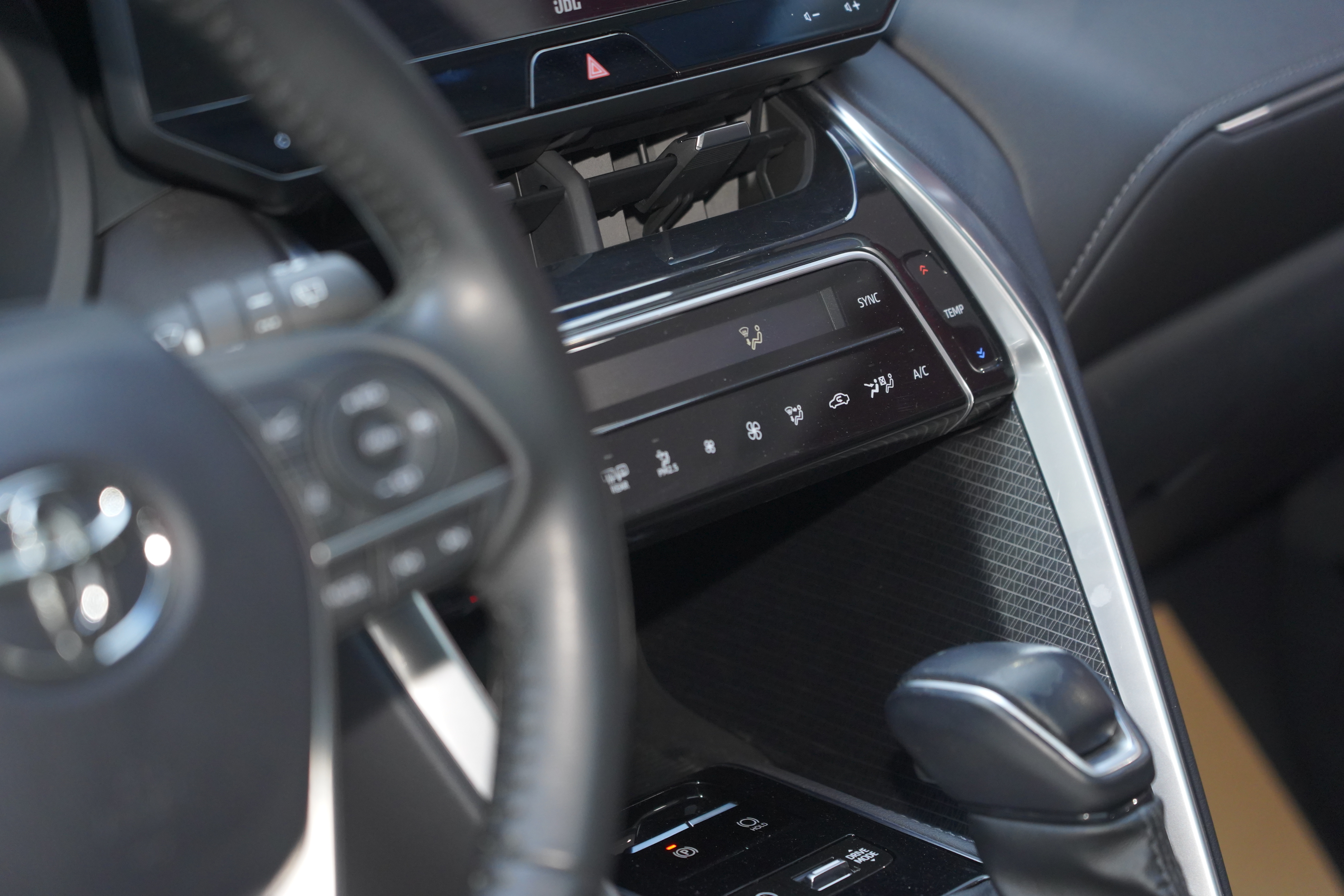 Toyota Venza 2023 car image #12