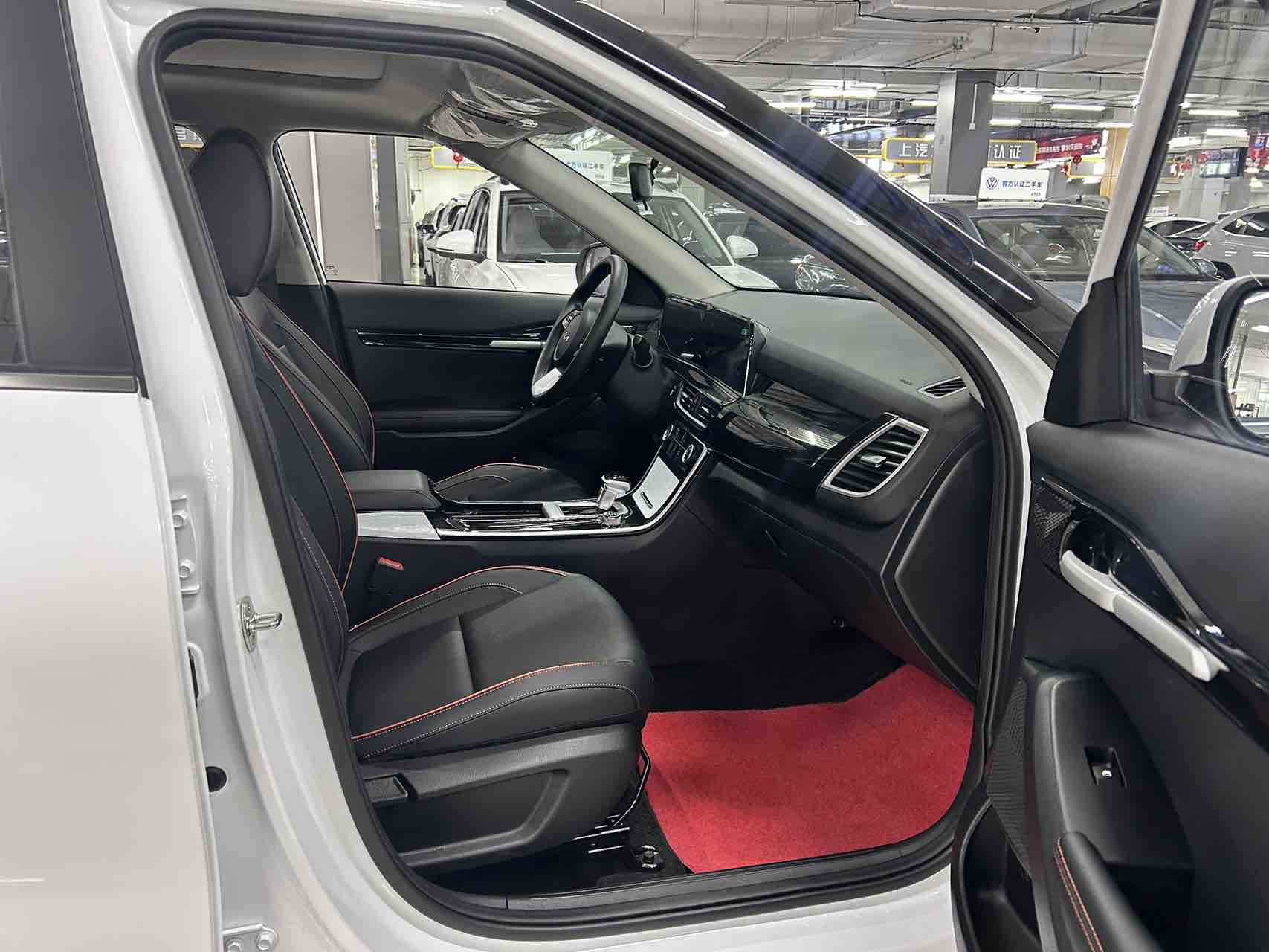 Kia Seltos 2025 imagen de coche #12