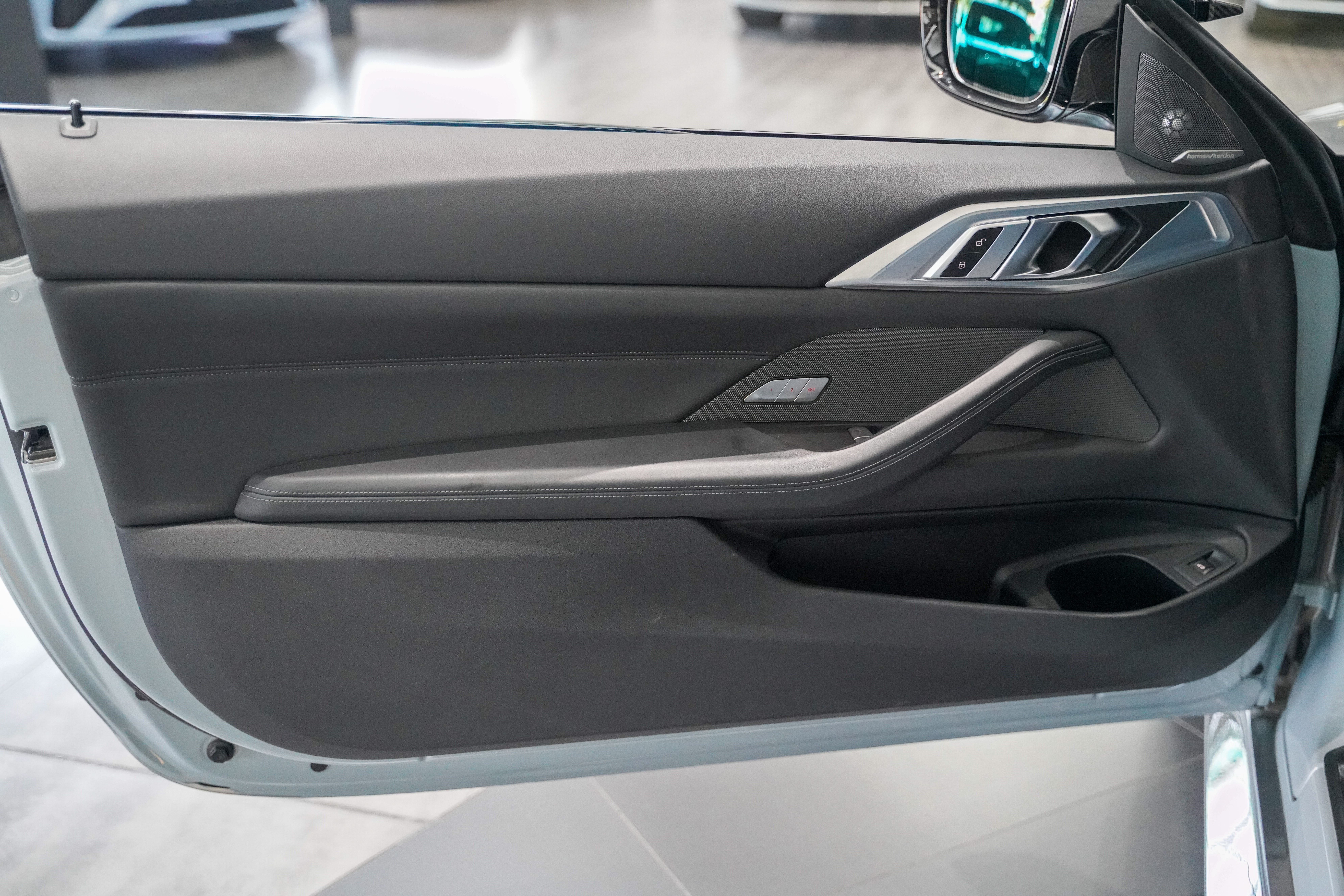 宝马 宝马M4 2024 #12 宝马 宝马M4 2024 汽车图片 #12