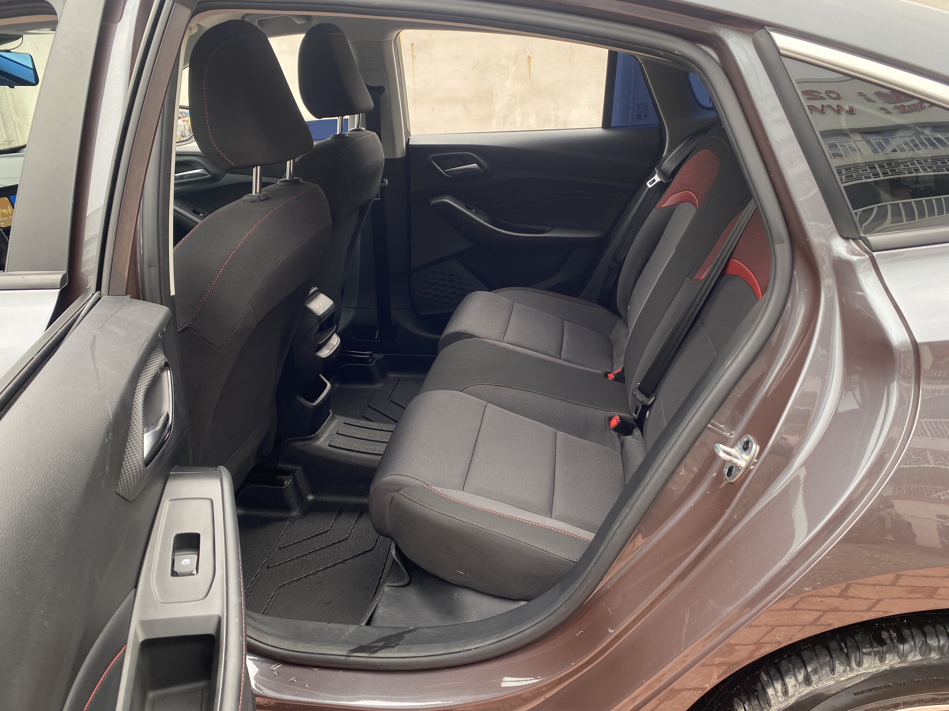5 2024 #12 5 2024 imagen de coche #12