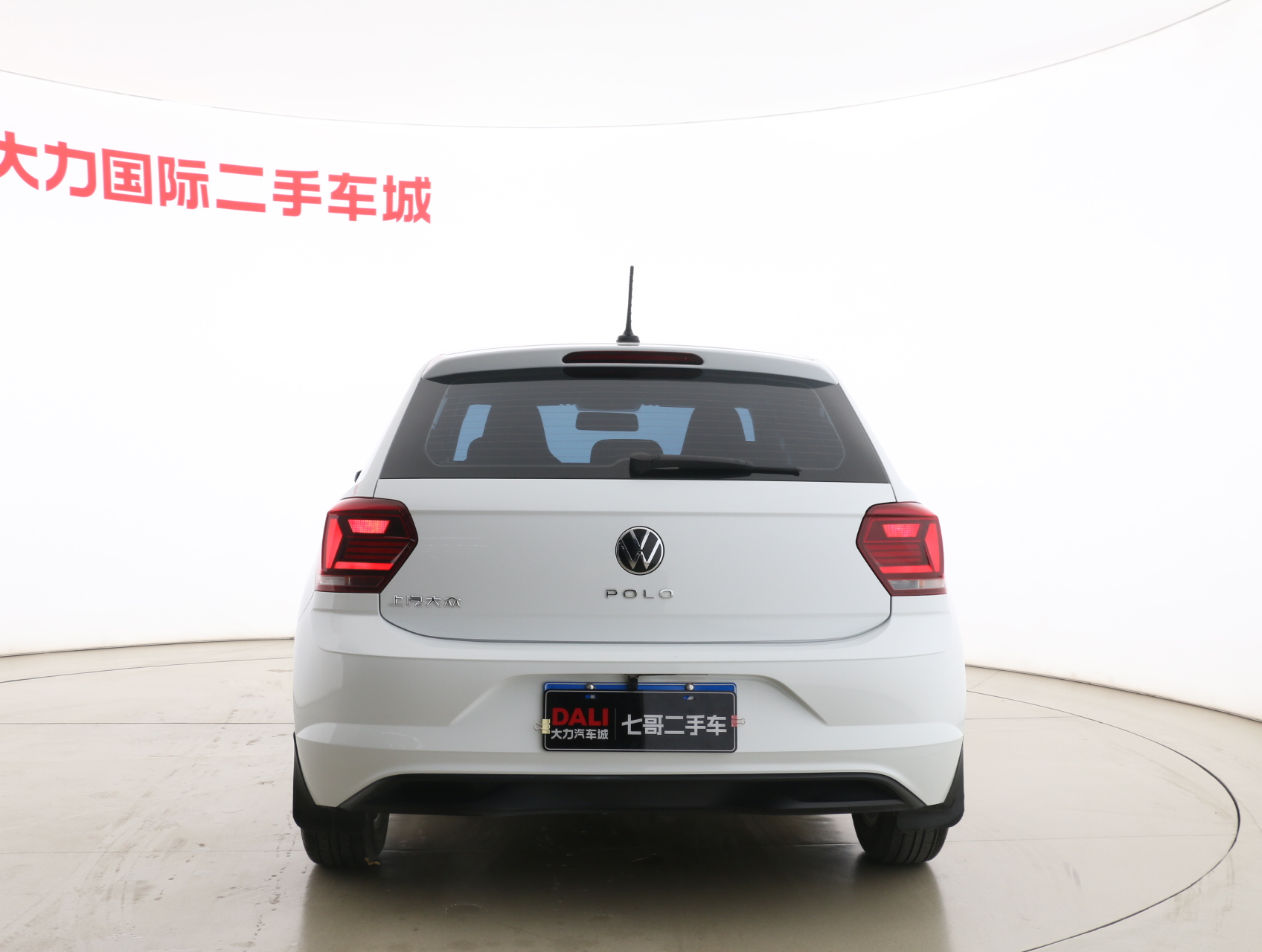 Volkswagen Polo 2023 car image #12