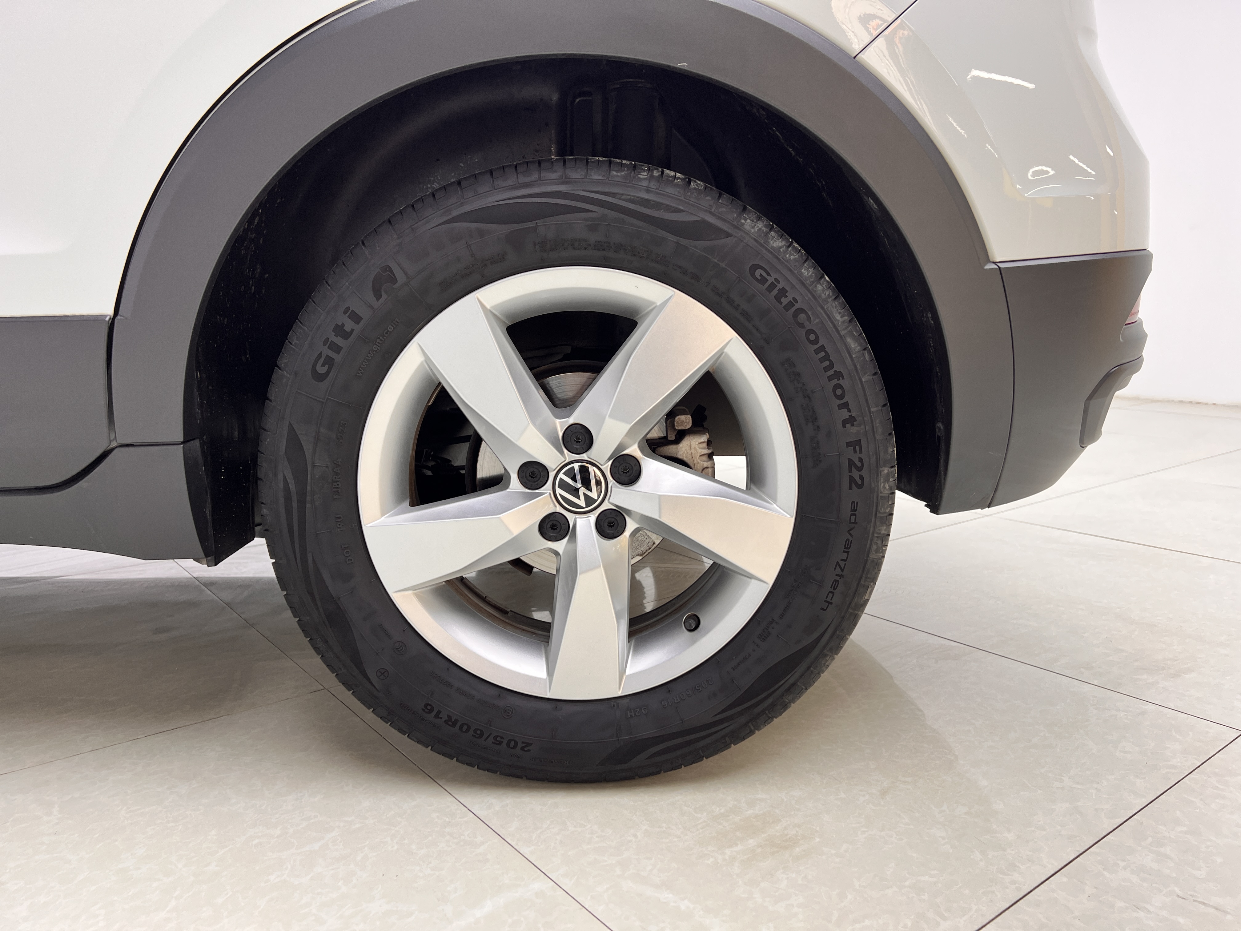 Volkswagen T-Cross 2025 car image #12